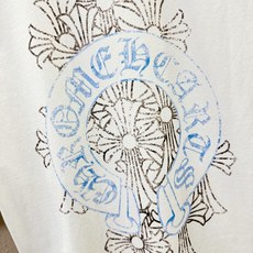 (最大可穿240斤) CHROME HEARTS 克罗心 2026春夏新款短袖T恤!走秀图案时尚休闲短袖 (最大可穿240斤) CHROME HEARTS 克罗心 2026春夏新款短袖T恤!走秀图案时尚休闲短袖