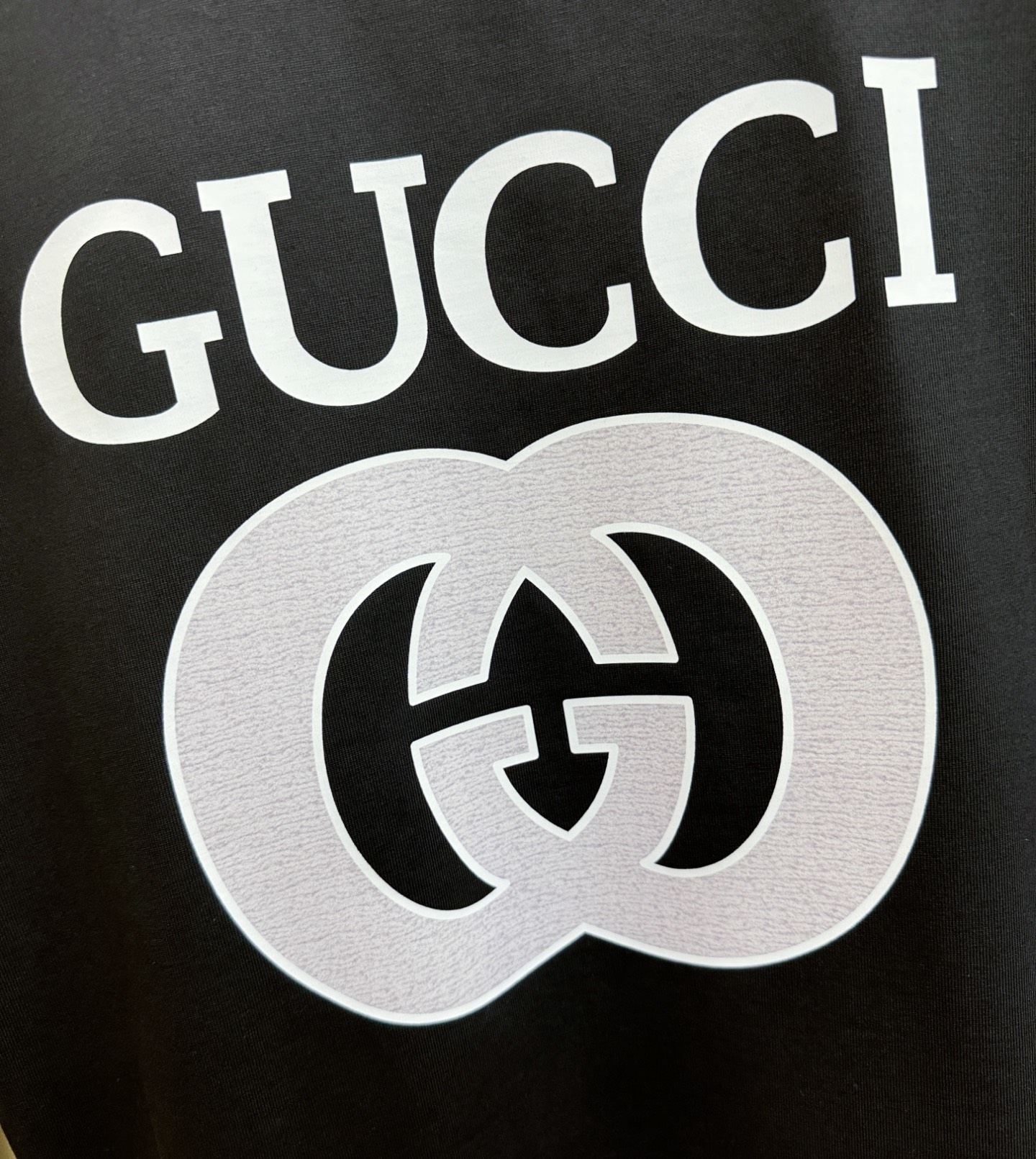 Gucci古奇2026新款短袖T恤！男女同款！走秀图案时尚休闲短袖T恤衫！设计logo设计！极具设计精选