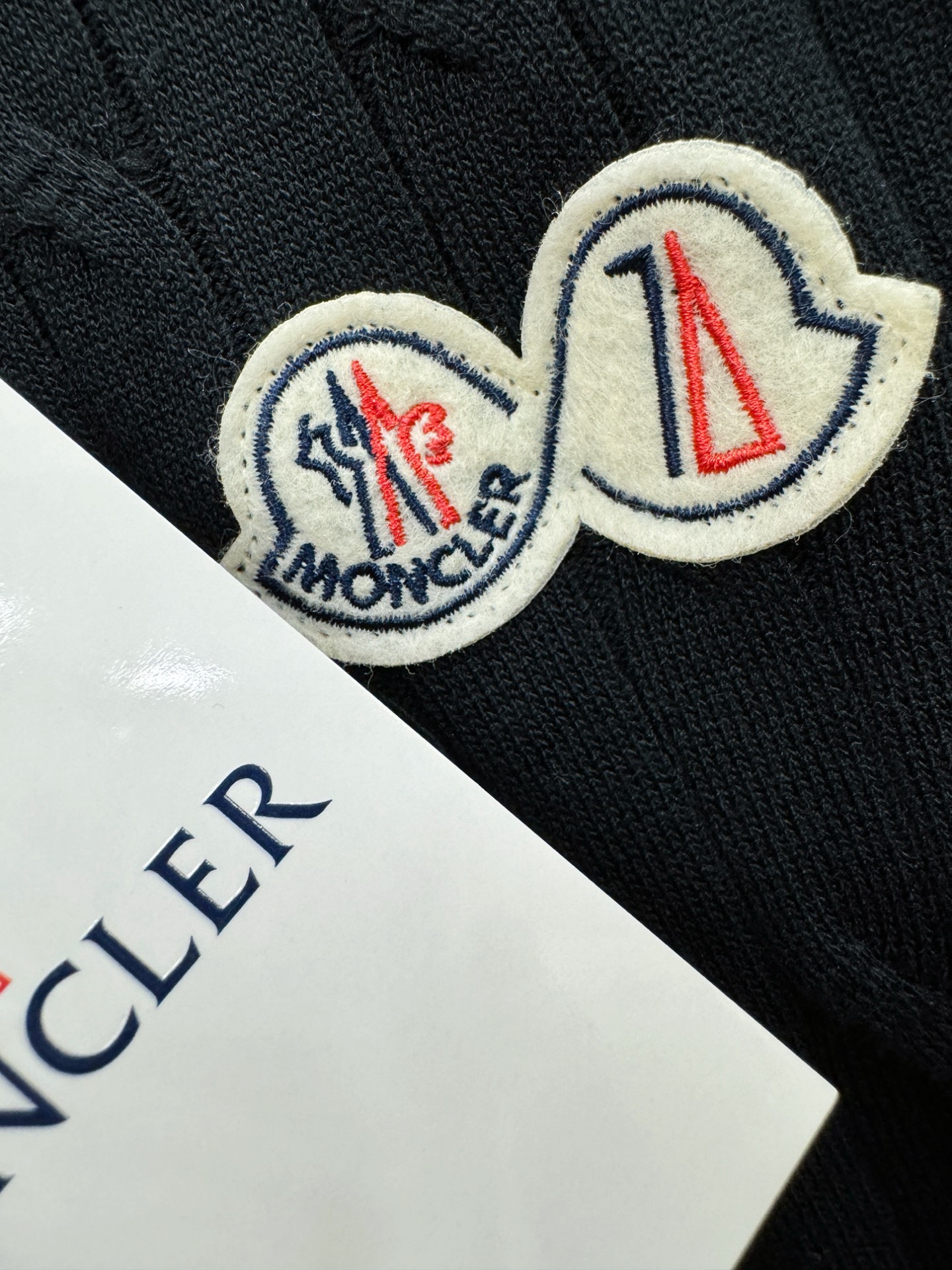 Moncler蒙口 2026春夏新品针织短袖，翻领针织面料，手感柔软。顶级进口私货，时尚设计潮流短袖针织