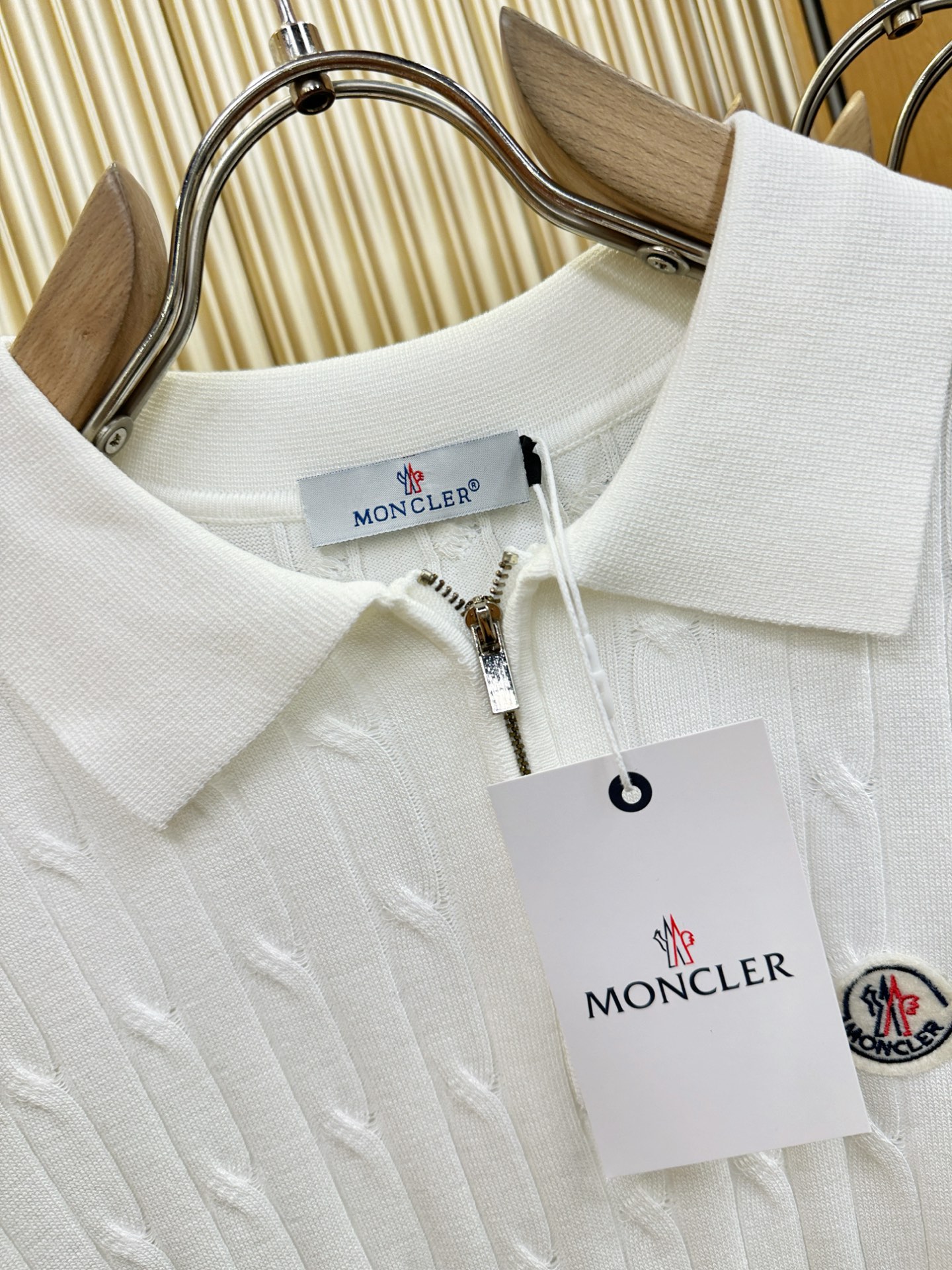 Moncler蒙口 2026春夏新品针织短袖，翻领针织面料，手感柔软。顶级进口私货，时尚设计潮流短袖针织