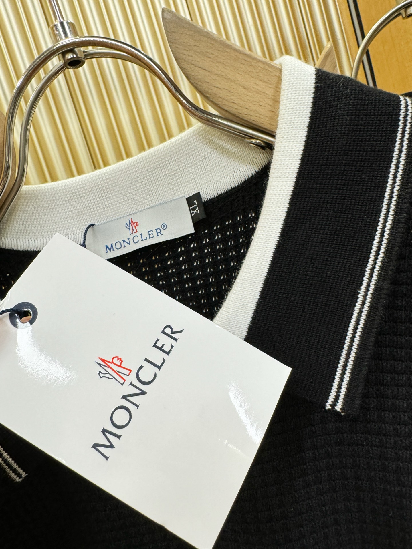 Moncler蒙口 2026春夏新品针织短袖，翻领针织面料，手感柔软。顶级进口私货，时尚设计潮流短袖针织