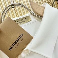 BURBERRY巴宝莉 2026新款衬衣,贸易公司渠道稀出,领先官网发售!经典休闲衬衫搭配独特的设计,简洁干净、经典时 BURBERRY巴宝莉 2026新款衬衣,贸易公司渠道稀出,领先官网发售!经典休闲衬衫搭配独特的设计,简洁干净、经典时