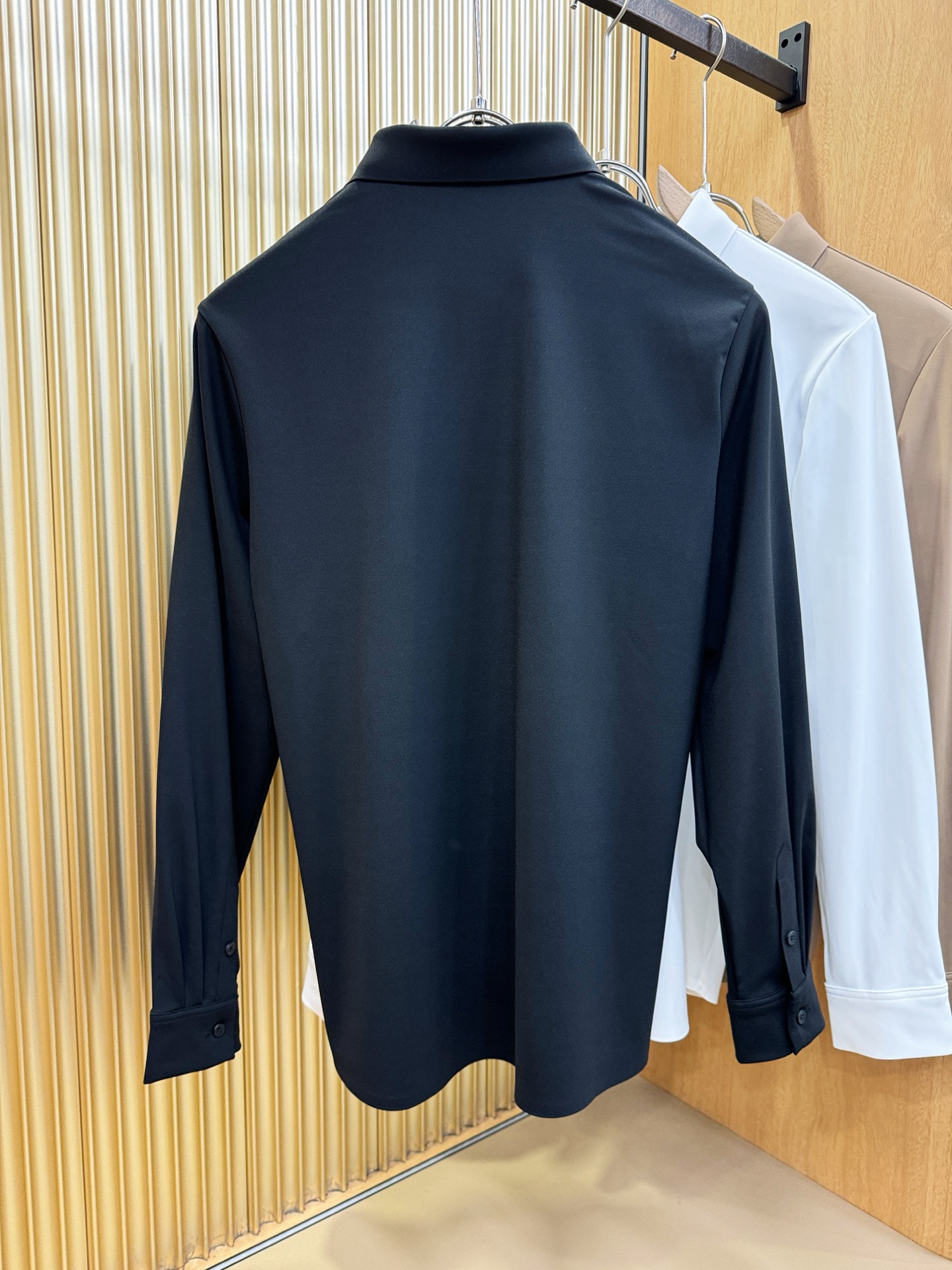 BURBERRY巴宝莉 2026新款衬衣,贸易公司渠道稀出,领先官网发售!经典休闲衬衫搭配独特的设计,简洁干净、经典时 BURBERRY巴宝莉 2026新款衬衣,贸易公司渠道稀出,领先官网发售!经典休闲衬衫搭配独特的设计,简洁干净、经典时