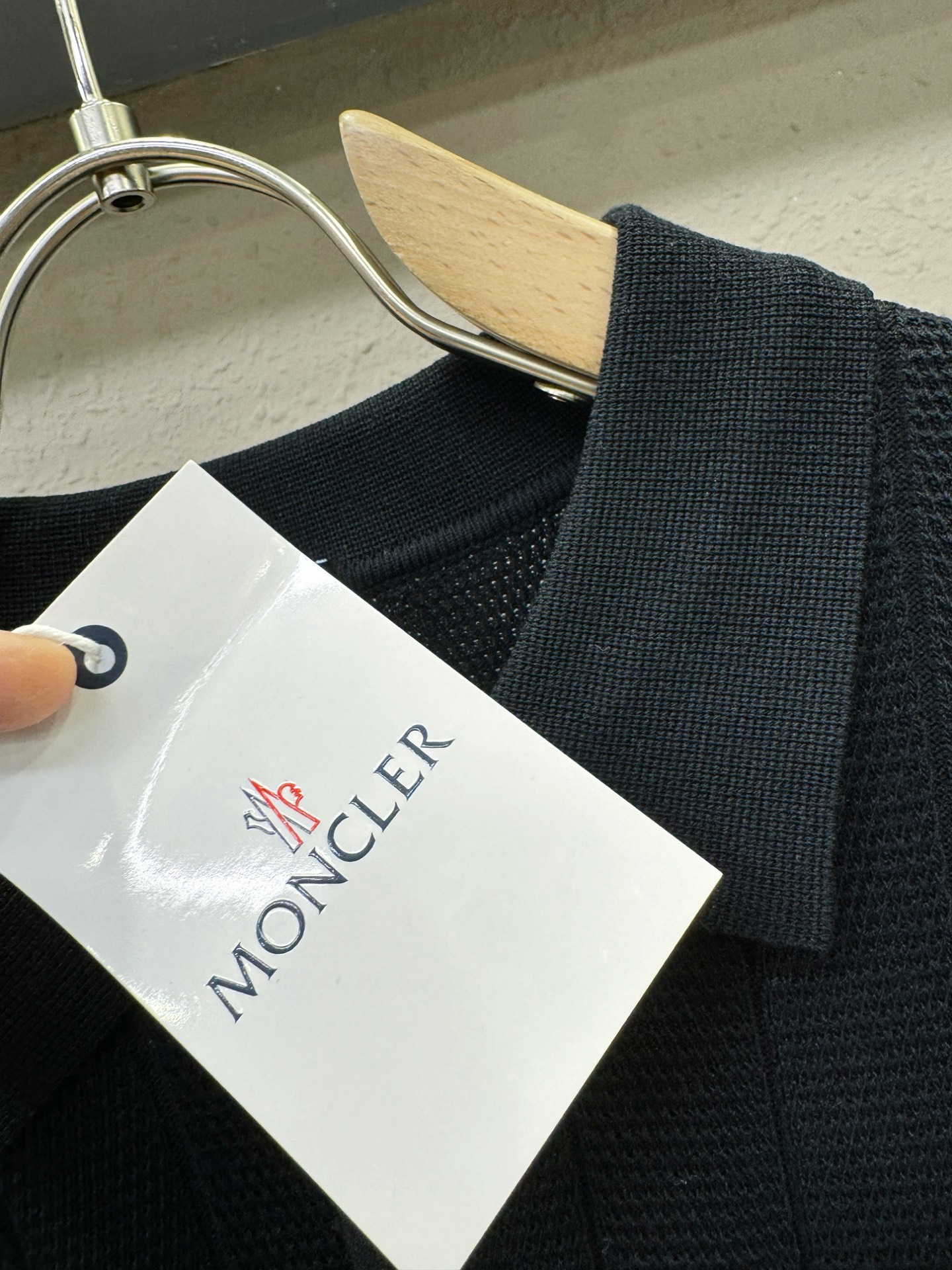 Moncler蒙口 2026春夏新品针织短袖，翻领针织面料，手感柔软。顶级进口私货，时尚设计潮流短袖针织