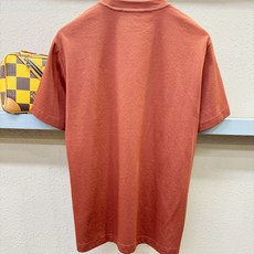 (最大可穿240斤) Loro Piana诺悠翩雅 2026春夏新款短袖T恤!走秀图案时尚休闲短袖T恤衫 (最大可穿240斤) Loro Piana诺悠翩雅 2026春夏新款短袖T恤!走秀图案时尚休闲短袖T恤衫