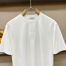 (最大可穿240斤) LOEWE罗意威 2026春夏新款短袖T恤!走秀图案时尚休闲短袖T恤衫!设计log (最大可穿240斤) LOEWE罗意威 2026春夏新款短袖T恤!走秀图案时尚休闲短袖T恤衫!设计log