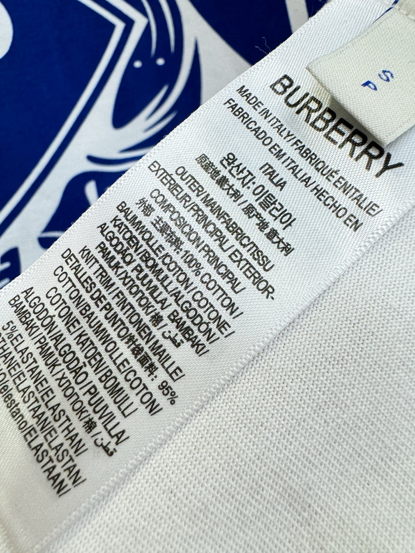 BURBERRY巴宝莉 2026新款短袖T恤！男女同款！走秀图案时尚休闲短袖T恤衫！设计logo设计！极