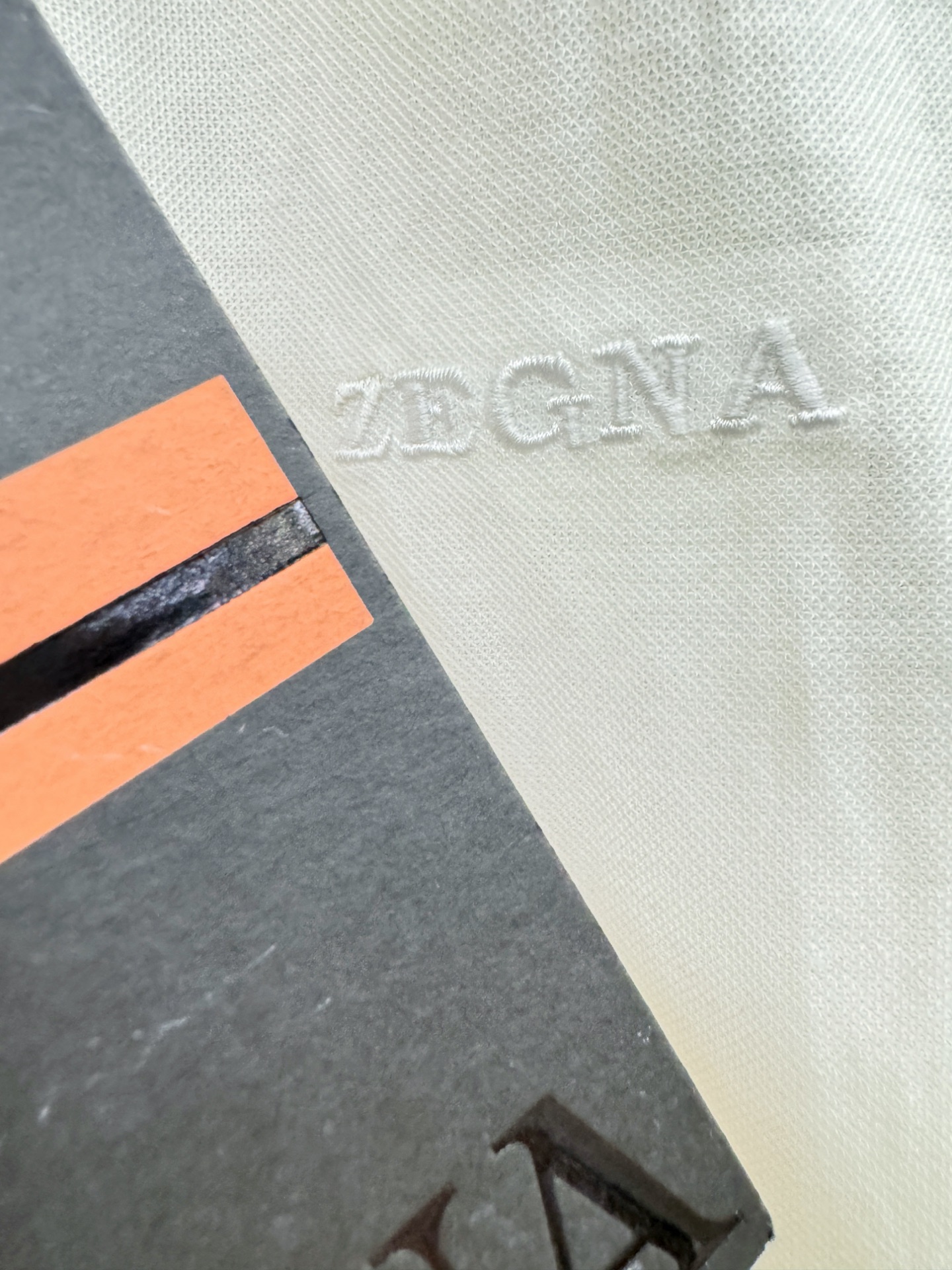 Ermenegildo Zeg*a杰*亚 顶级品质 2026新品棉麻短袖！精工刺绣，原版定制面料，手感柔