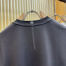 (最大可穿240斤) LOEWE罗意威 2026春夏新款短袖T恤!走秀图案时尚休闲短袖T恤衫!设计log (最大可穿240斤) LOEWE罗意威 2026春夏新款短袖T恤!走秀图案时尚休闲短袖T恤衫!设计log