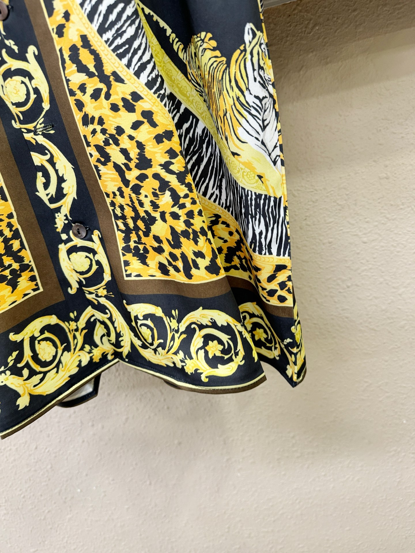 高定款(真丝面料升级 ) Versace 范思哲最大可穿250斤，新款真丝套装，男女同款家居服套装，定制真丝面料，不抽丝