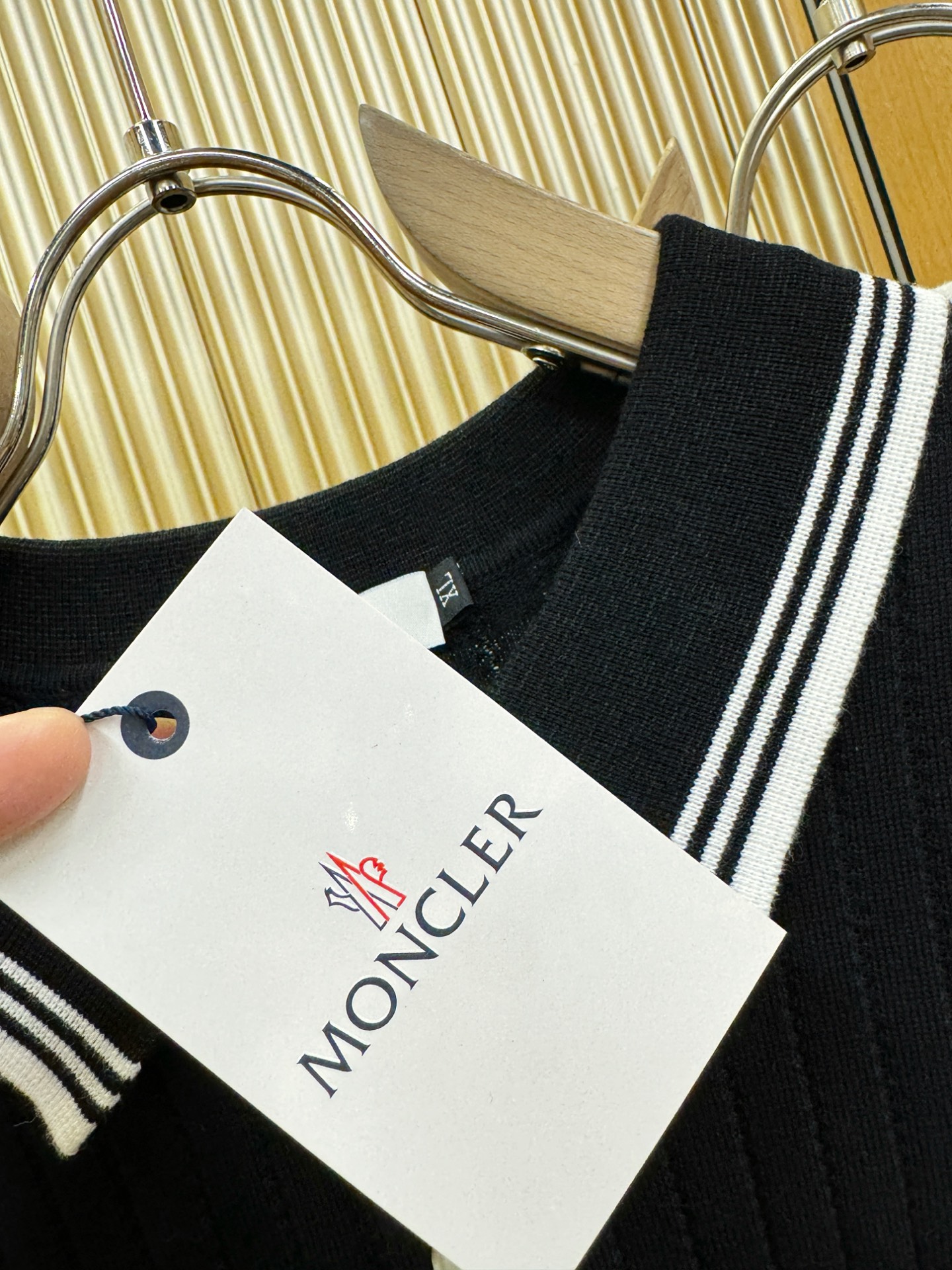 Moncler蒙口 2026春夏新品针织短袖，进口针织面料，手感柔软。顶级进口私货，时尚设计潮流短袖针织