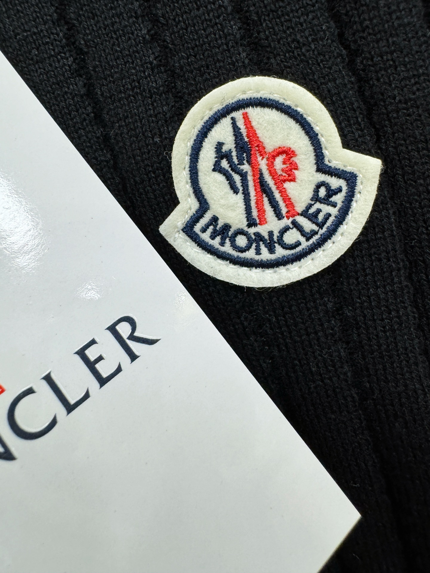 Moncler蒙口 2026春夏新品针织短袖，进口针织面料，手感柔软。顶级进口私货，时尚设计潮流短袖针织