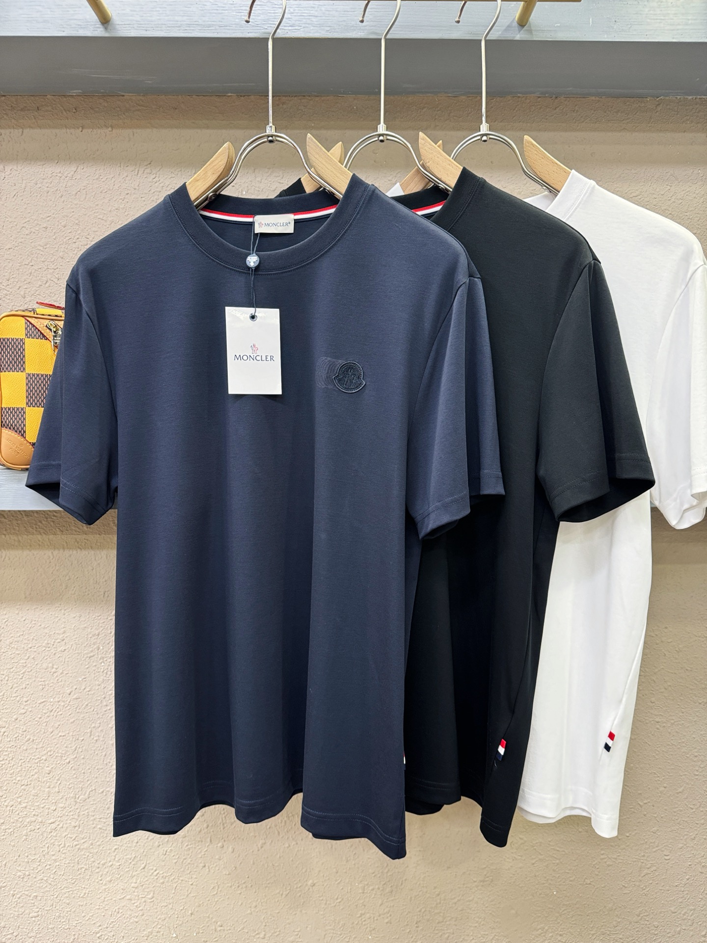 Moncler蒙口 最大可穿200斤‼️ 顶级品质 2026新品短袖！精工设计，原版定制面料，手感柔软。