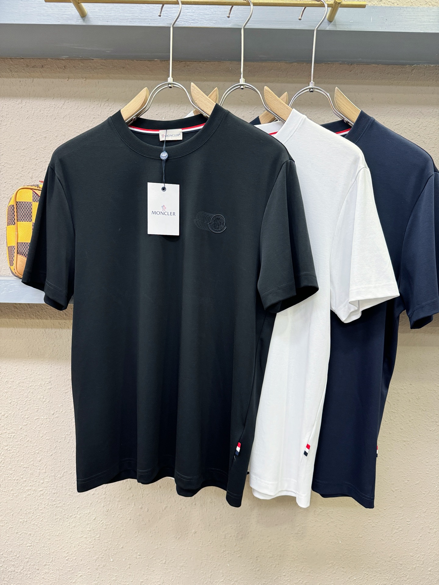 Moncler蒙口 最大可穿200斤‼️ 顶级品质 2026新品短袖！精工设计，原版定制面料，手感柔软。
