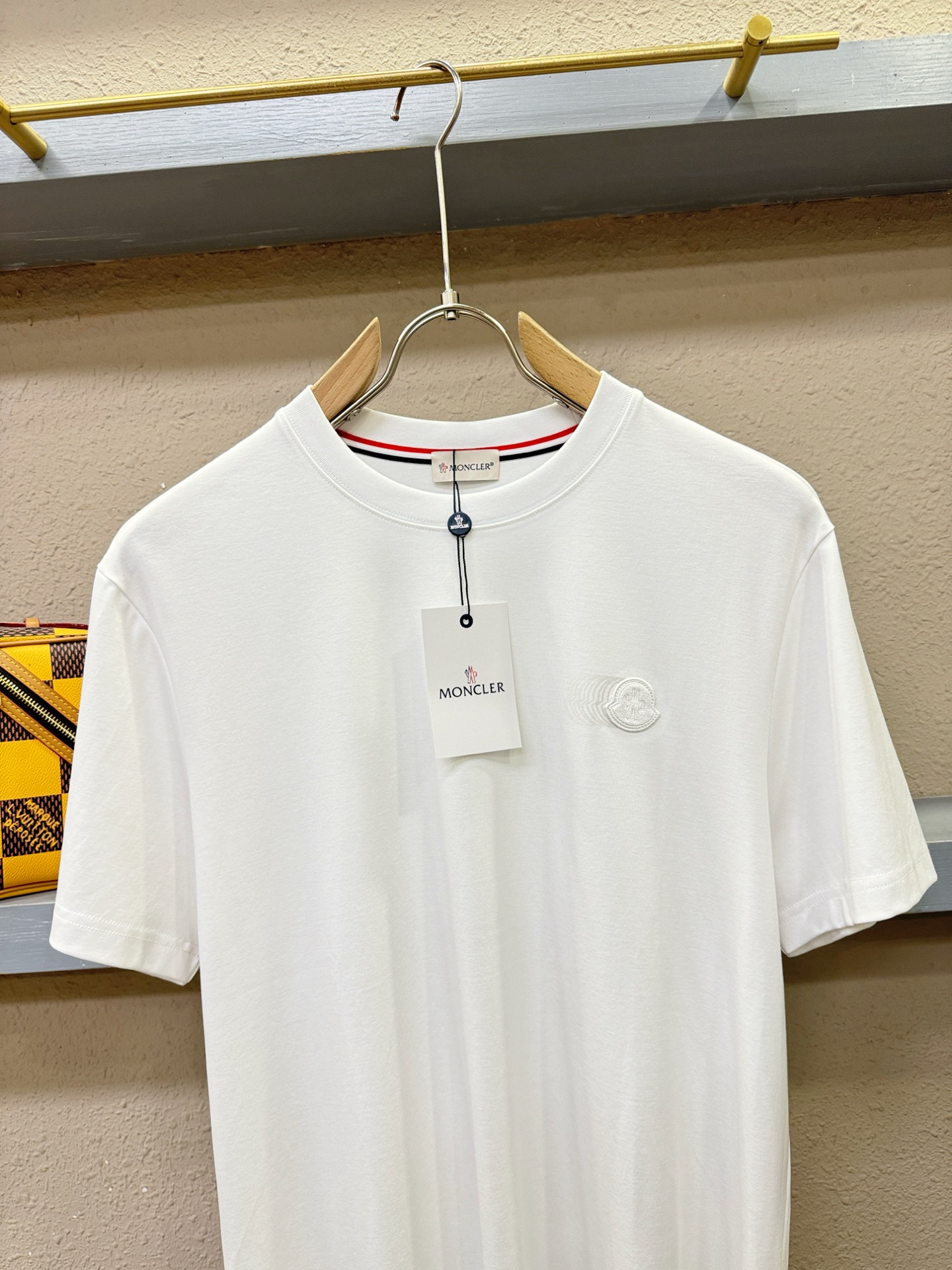 Moncler蒙口 最大可穿200斤‼️ 顶级品质 2026新品短袖！精工设计，原版定制面料，手感柔软。