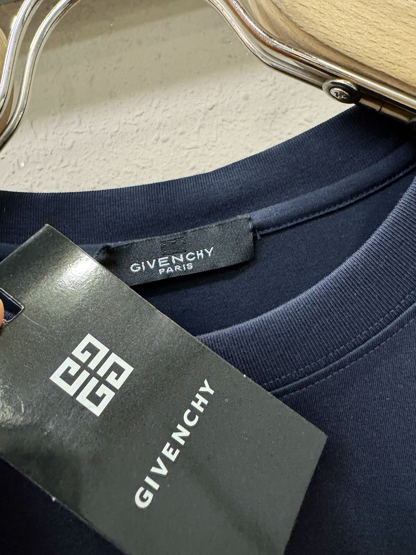 Givenchy 纪梵希 最大可穿200斤‼️2026新款短袖T恤！走秀图案时尚休闲短袖T恤衫！设计lo