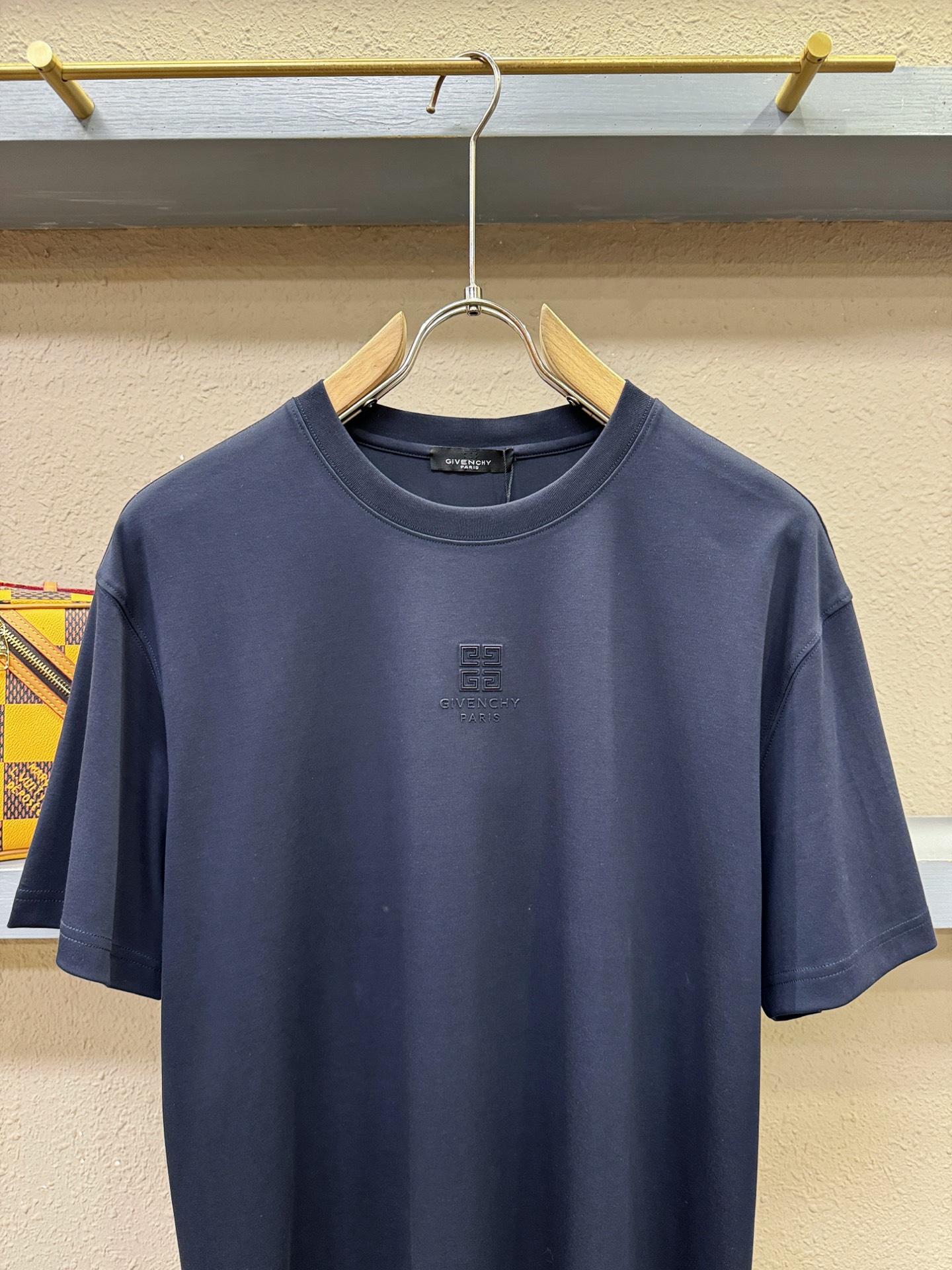 Givenchy 纪梵希 最大可穿200斤‼️2026新款短袖T恤！走秀图案时尚休闲短袖T恤衫！设计lo