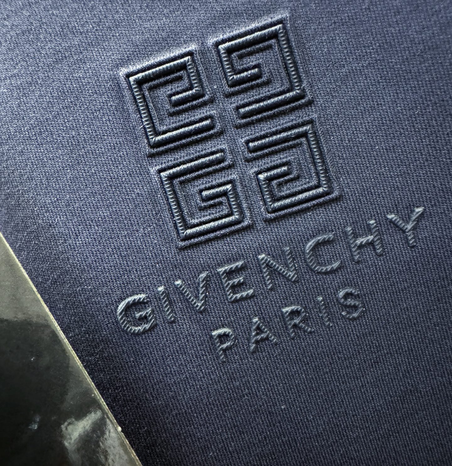 Givenchy 纪梵希 最大可穿200斤‼️2026新款短袖T恤！走秀图案时尚休闲短袖T恤衫！设计lo