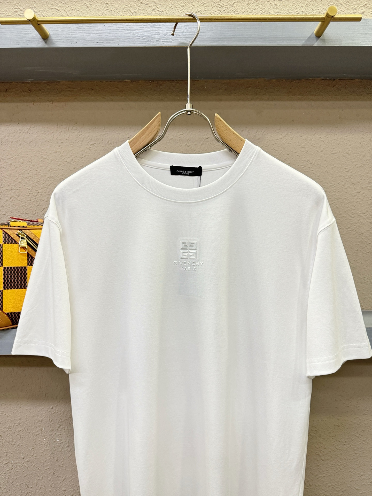 Givenchy 纪梵希 最大可穿200斤‼️2026新款短袖T恤！走秀图案时尚休闲短袖T恤衫！设计lo