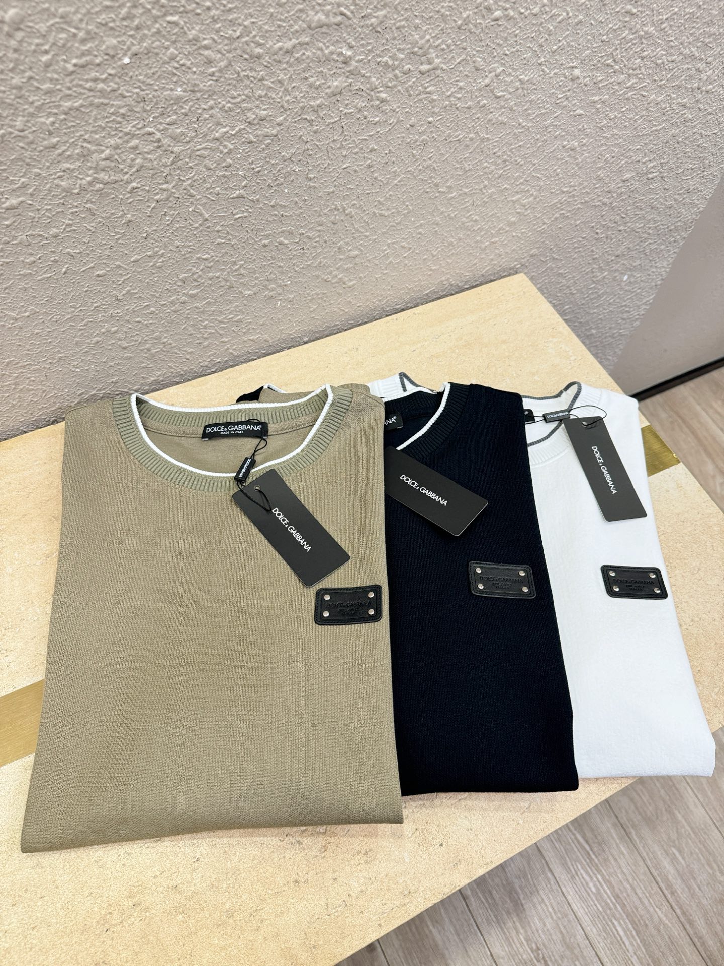 DG杜嘉班纳顶级品质 2026新品短袖！精工设计，原版定制面料，手感柔软。顶级进口私货，时尚设计潮流短袖