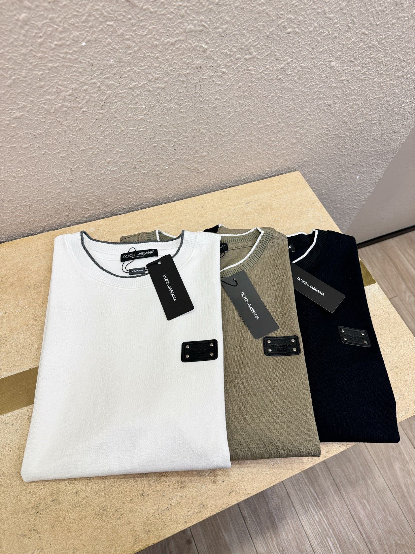 DG杜嘉班纳顶级品质 2026新品短袖！精工设计，原版定制面料，手感柔软。顶级进口私货，时尚设计潮流短袖