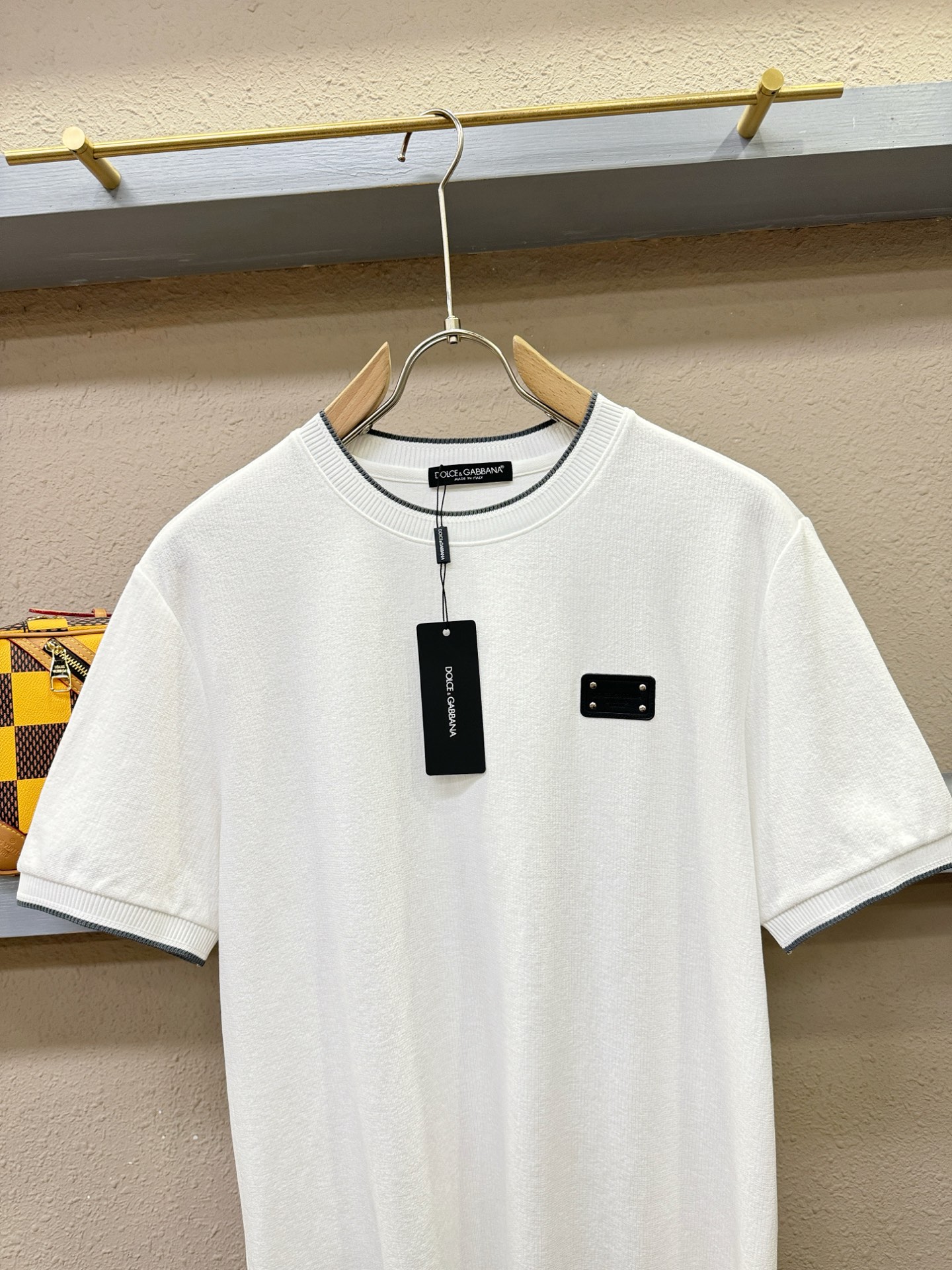 DG杜嘉班纳顶级品质 2026新品短袖！精工设计，原版定制面料，手感柔软。顶级进口私货，时尚设计潮流短袖