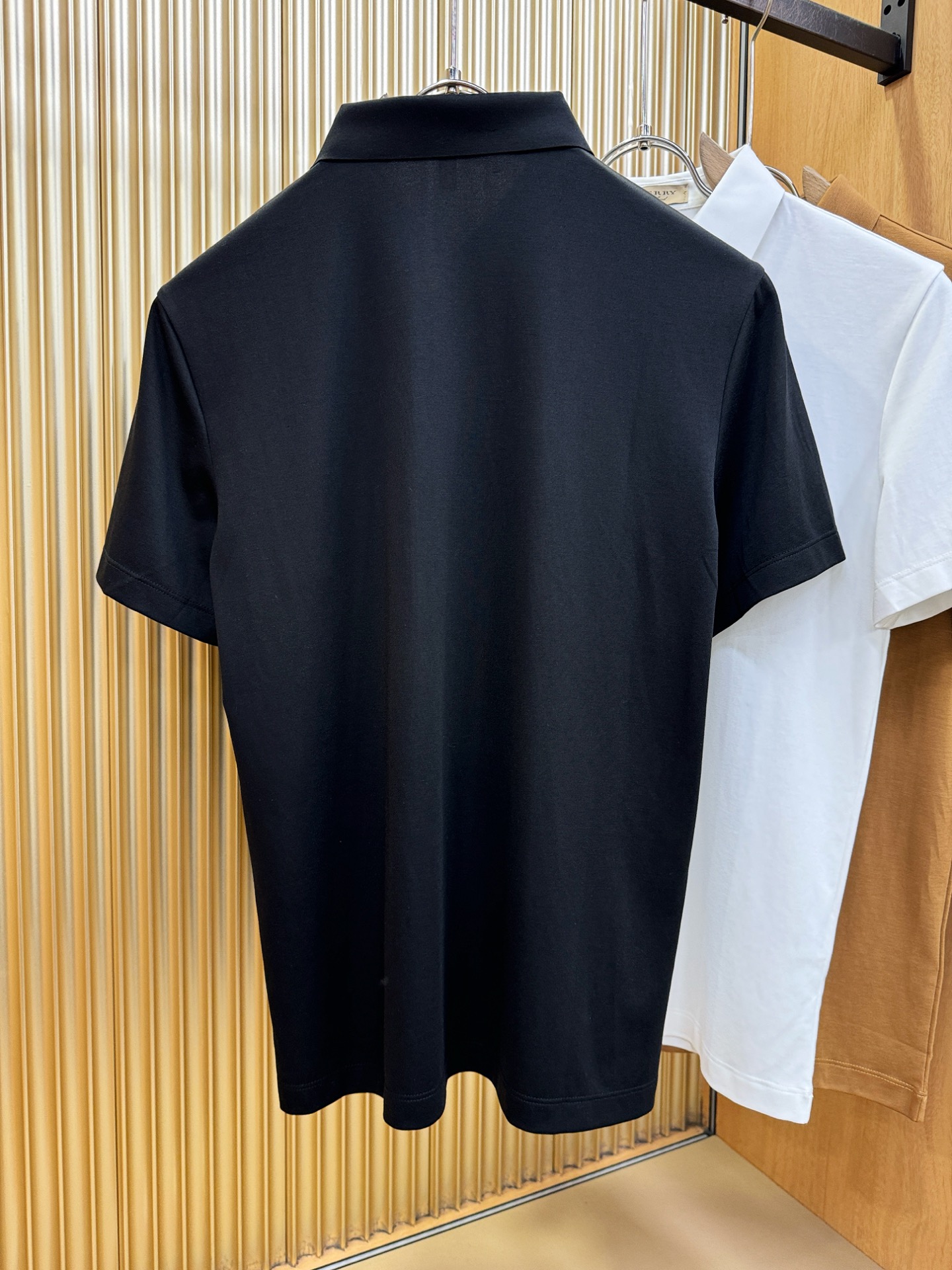BURBERRY巴宝莉 2026春夏新款首发专柜最新款翻领短袖，高端订制 设计前卫时尚！品牌logo重工