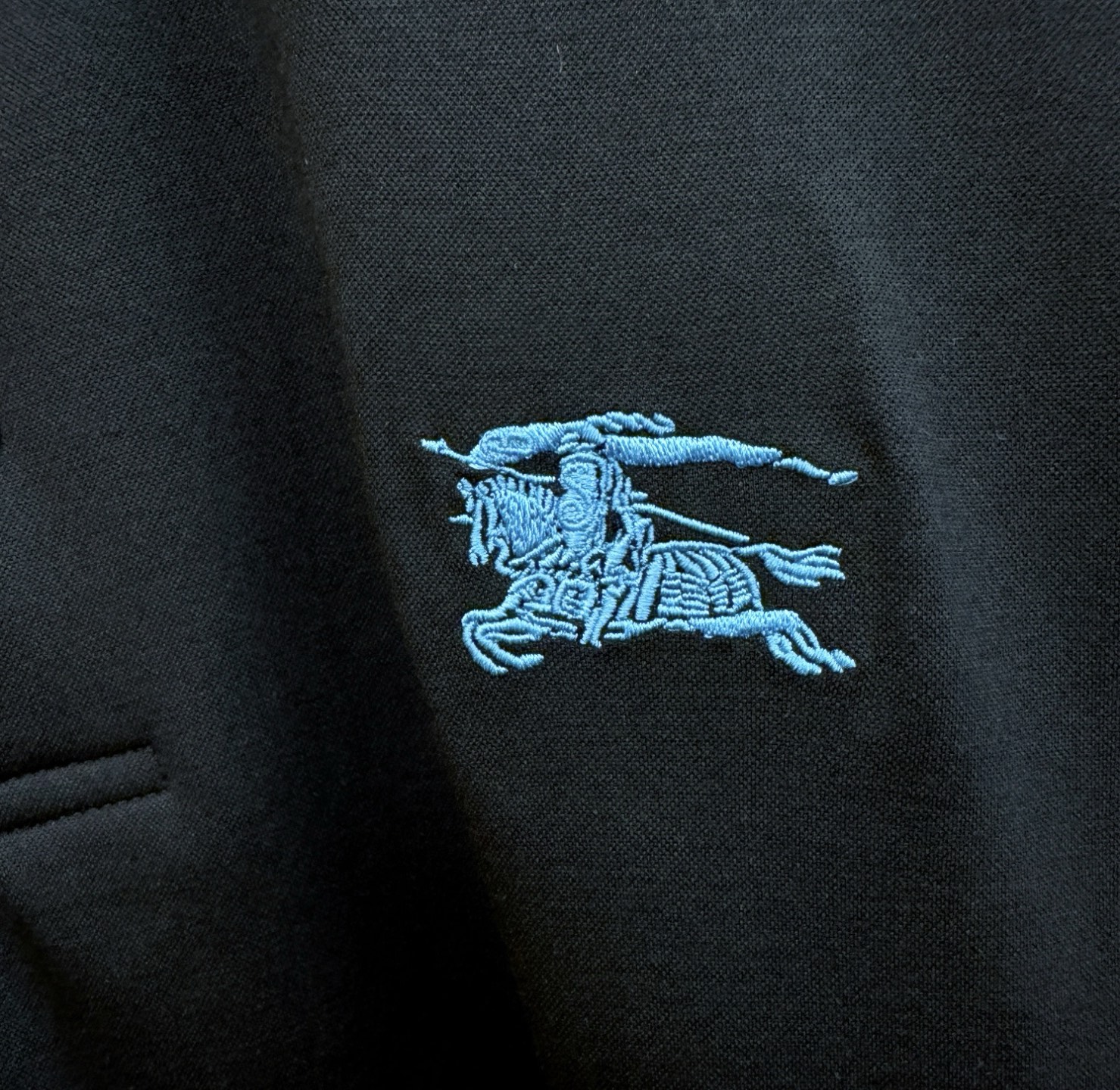 BURBERRY巴宝莉 2026春夏新款首发专柜最新款翻领短袖，高端订制 设计前卫时尚！品牌logo重工