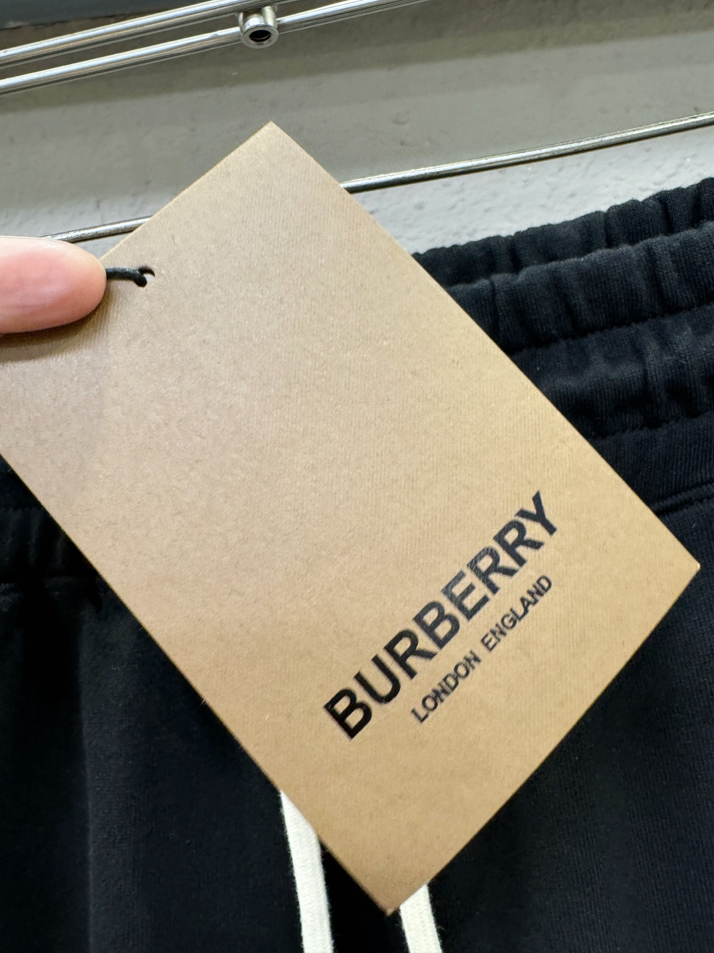 BURBERRY巴宝莉 爆款短裤2026ss新款男士休闲短裤，高端版本！专柜定制面料 透气舒适度高，细节