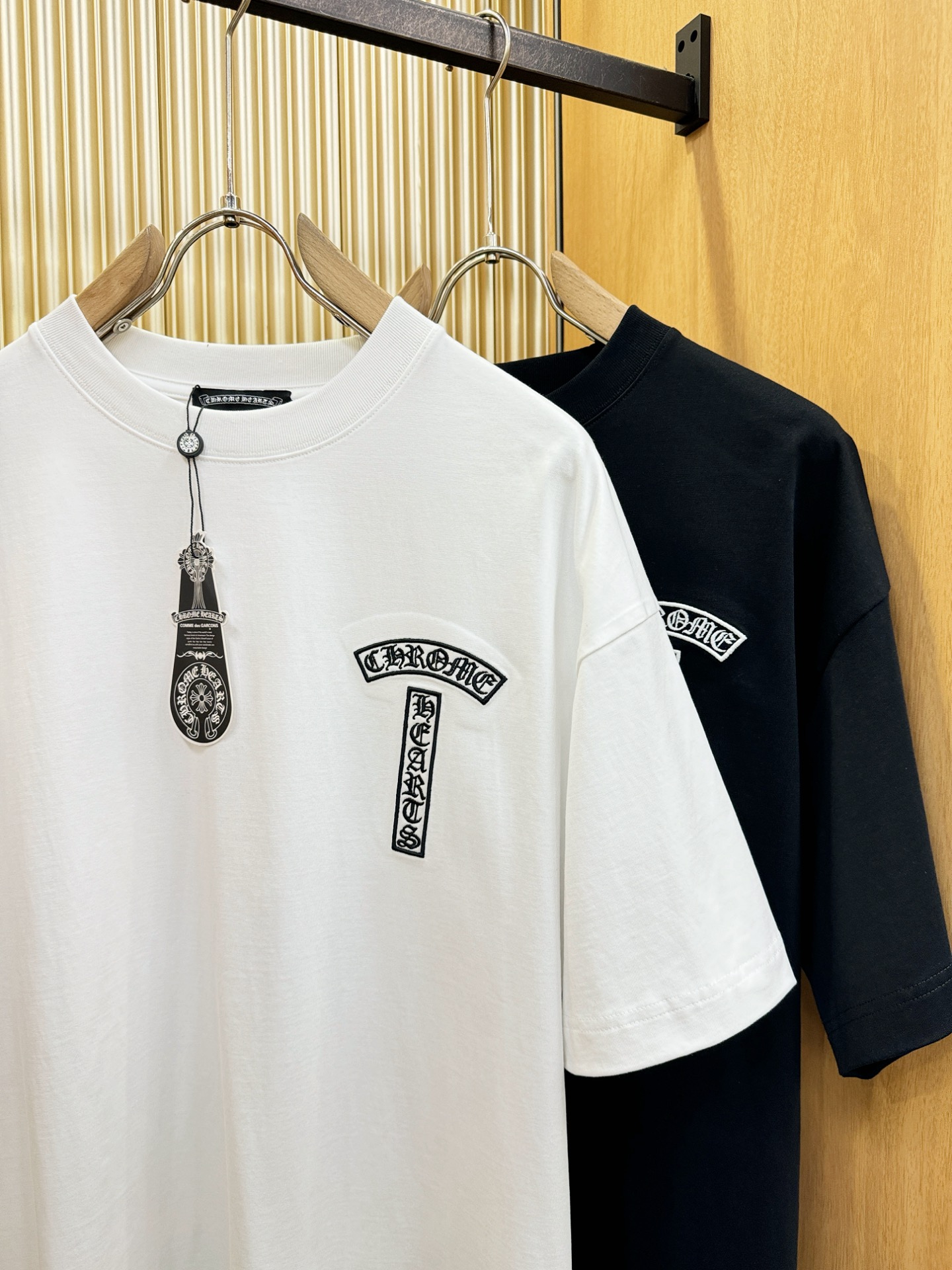 CHROME HEARTS 克罗心 2026新款短袖T恤！男女同款！走秀图案时尚休闲短袖T恤衫！设计lo
