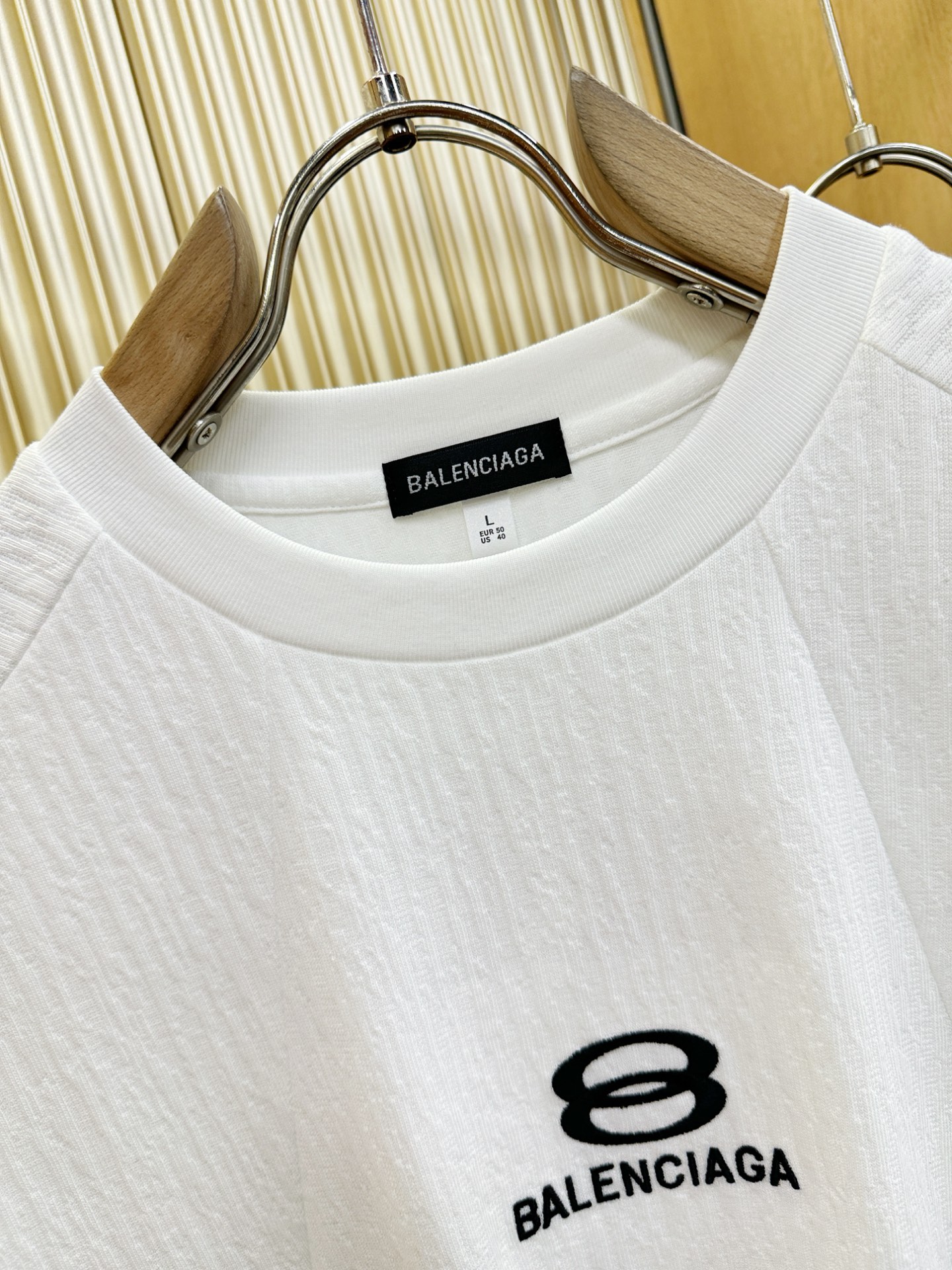 Balenciaga巴黎世家 2026新款短袖T恤！男女同款！走秀图案时尚休闲短袖T恤衫！设计logo设