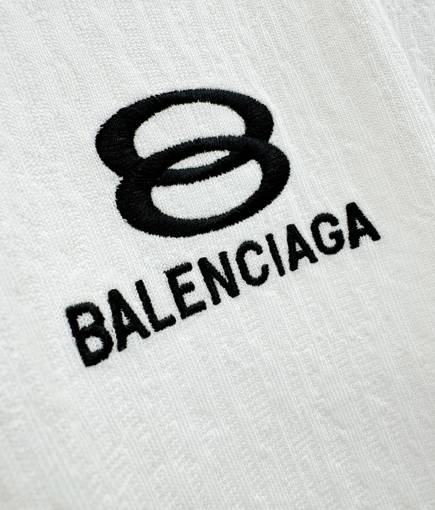 Balenciaga巴黎世家 2026新款短袖T恤！男女同款！走秀图案时尚休闲短袖T恤衫！设计logo设
