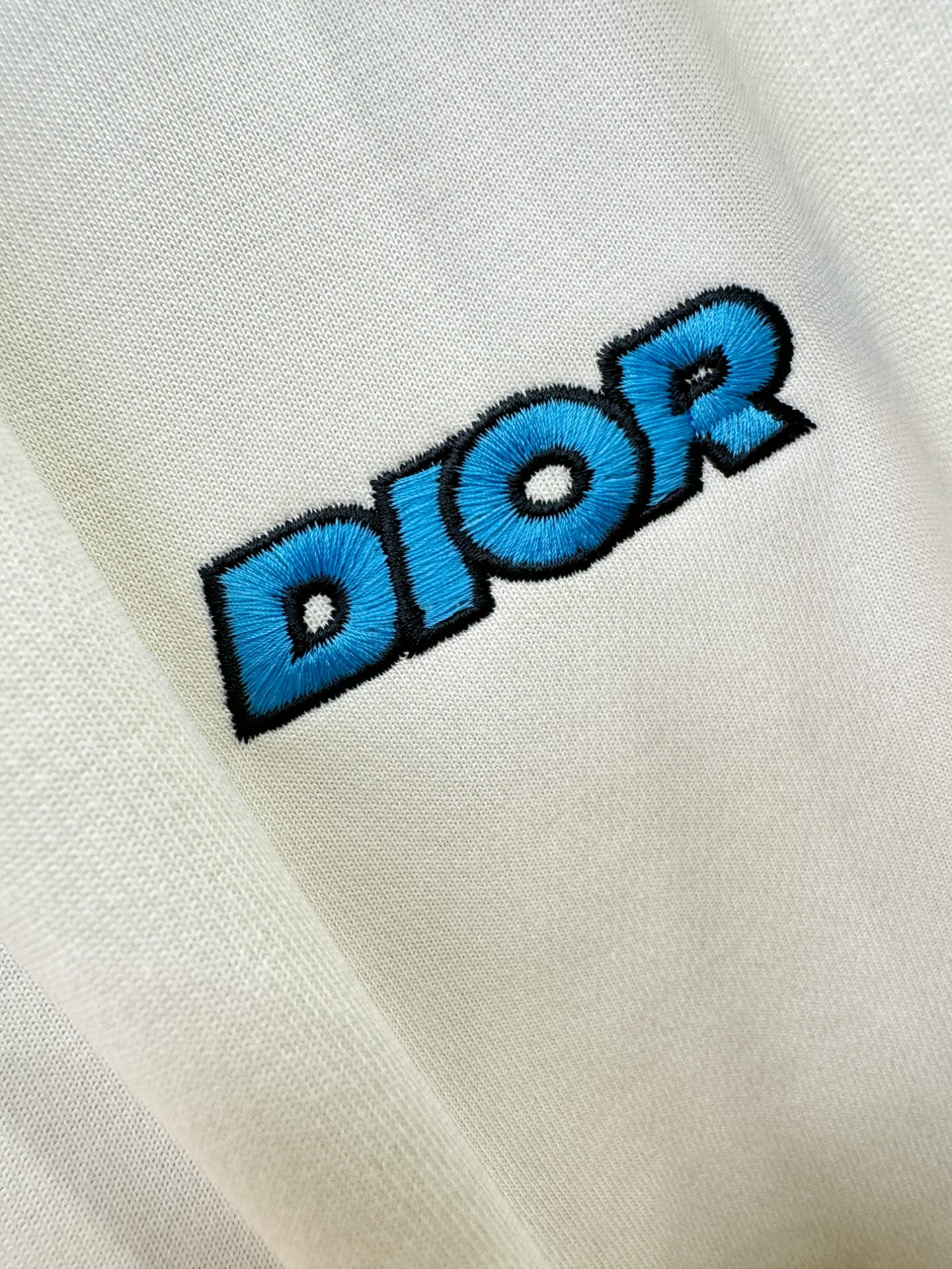 Dior迪奥 爆款短裤2026ss新款男士休闲短裤，高端版本！专柜定制面料 透气舒适度高，细节无可挑剔，