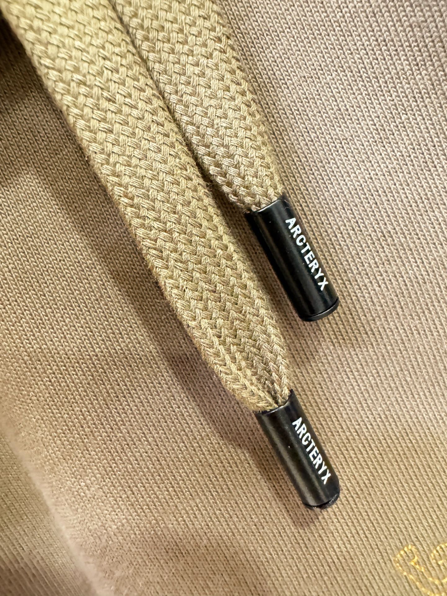 ARC‘TERYX/始祖鸟 爆款短裤2026ss新款男士休闲短裤，高端版本！专柜定制面料 透气舒适度高，