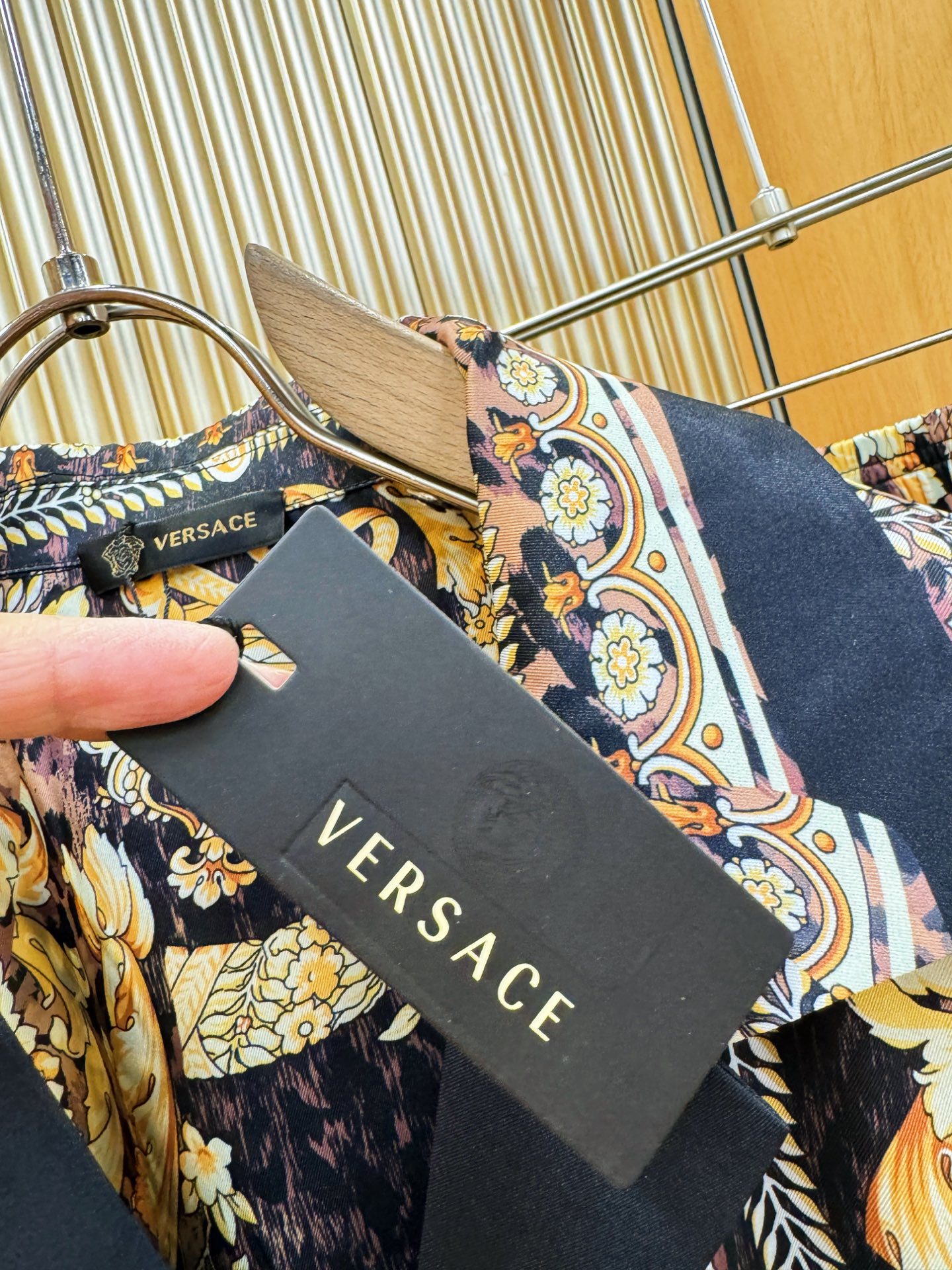 高定款(真丝面料升级 ) Versace 范思哲最大可穿250斤，新款真丝套装，男女同款家居服套装，定制真丝面料，不抽丝