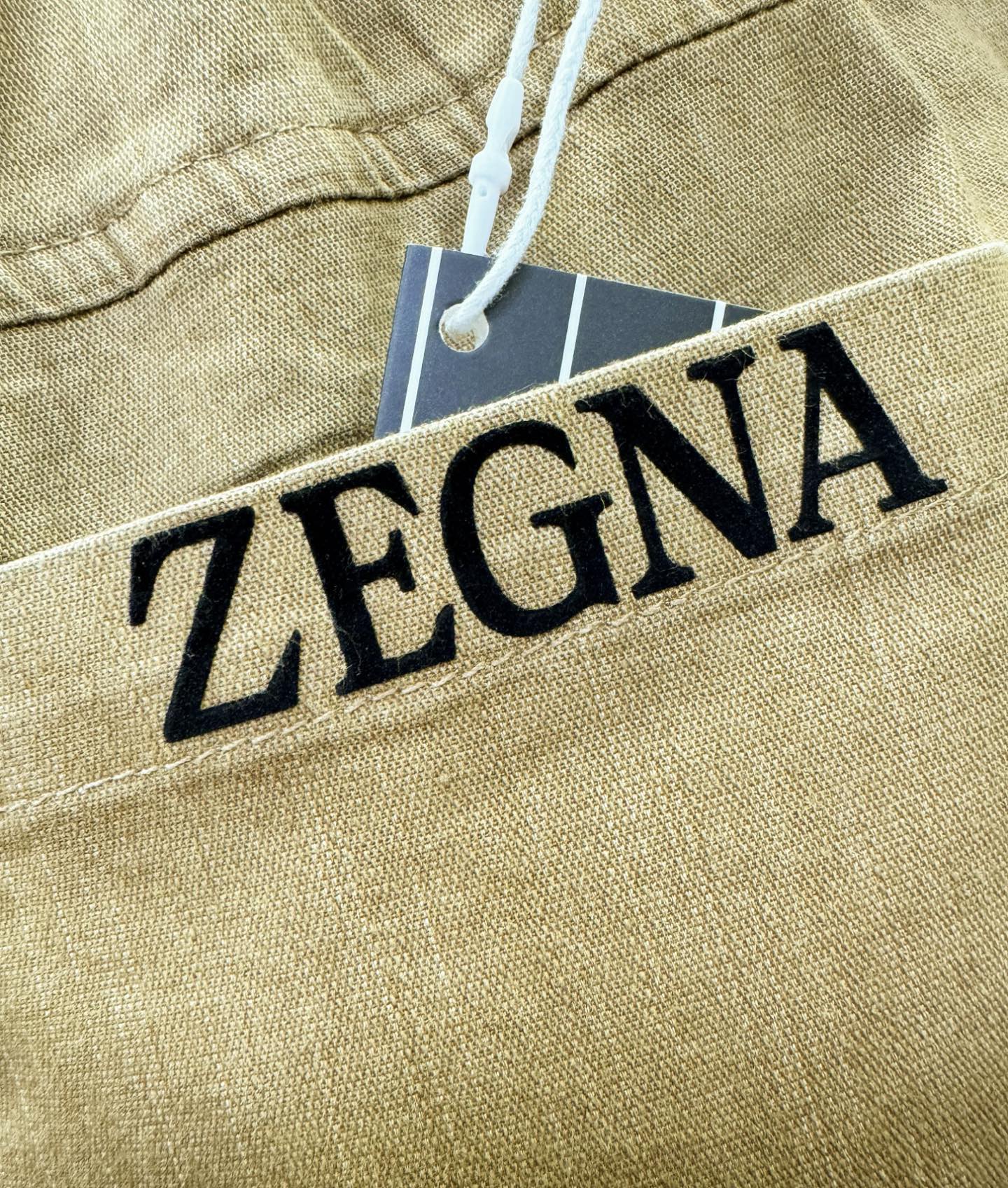 Ermenegildo Zeg*a杰* 休闲裤，精选面料，柔软舒适有质感，原版五金配件，非常炫酷，细节处