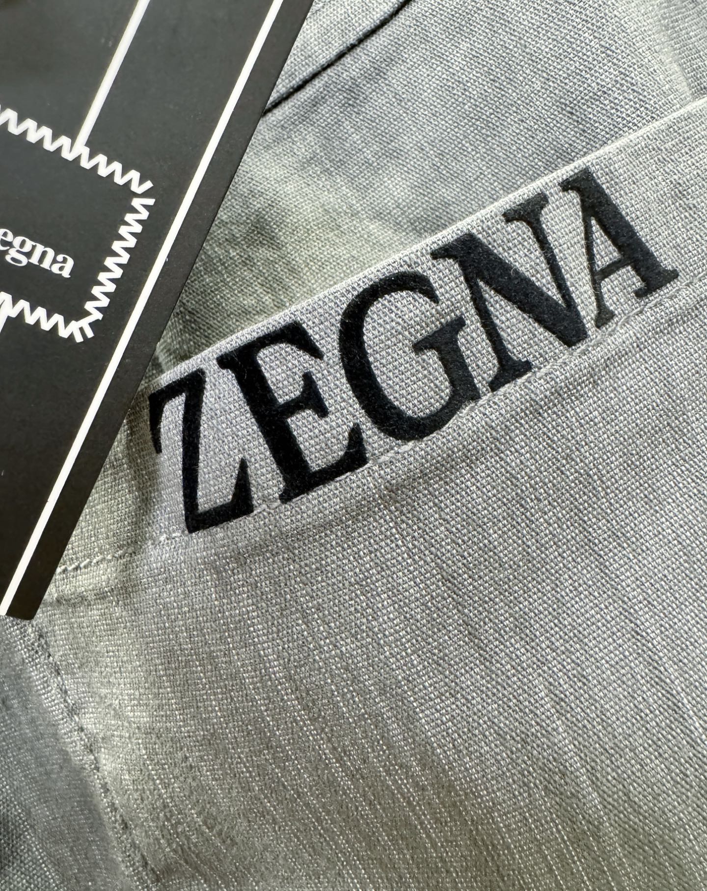 Ermenegildo Zeg*a杰* 休闲裤，精选面料，柔软舒适有质感，原版五金配件，非常炫酷，细节处