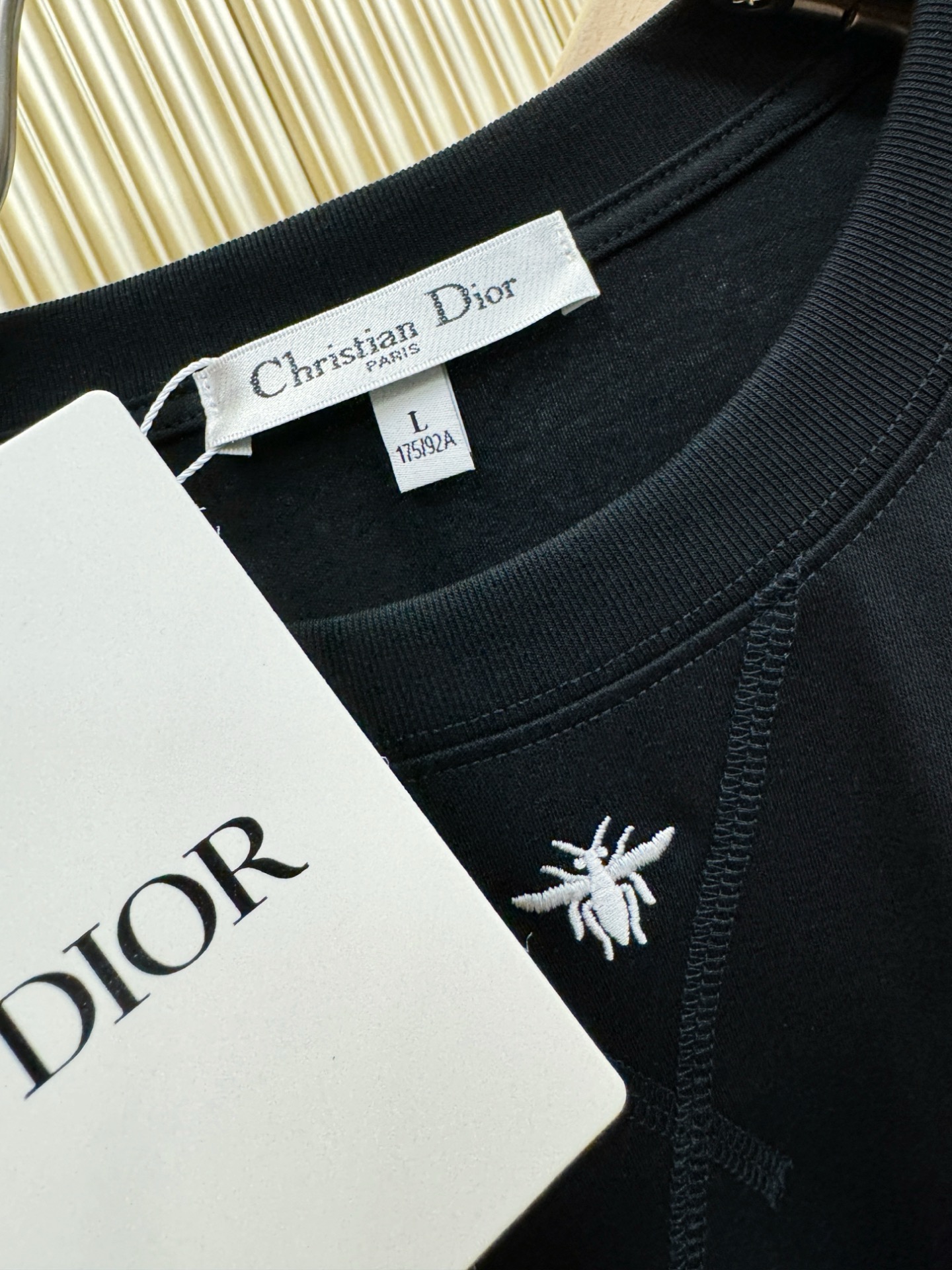 Dior迪奥 顶级品质 2026款新品短袖！精选顶级原版面料，手感柔软。顶级进口私货，时尚设计潮流短袖，