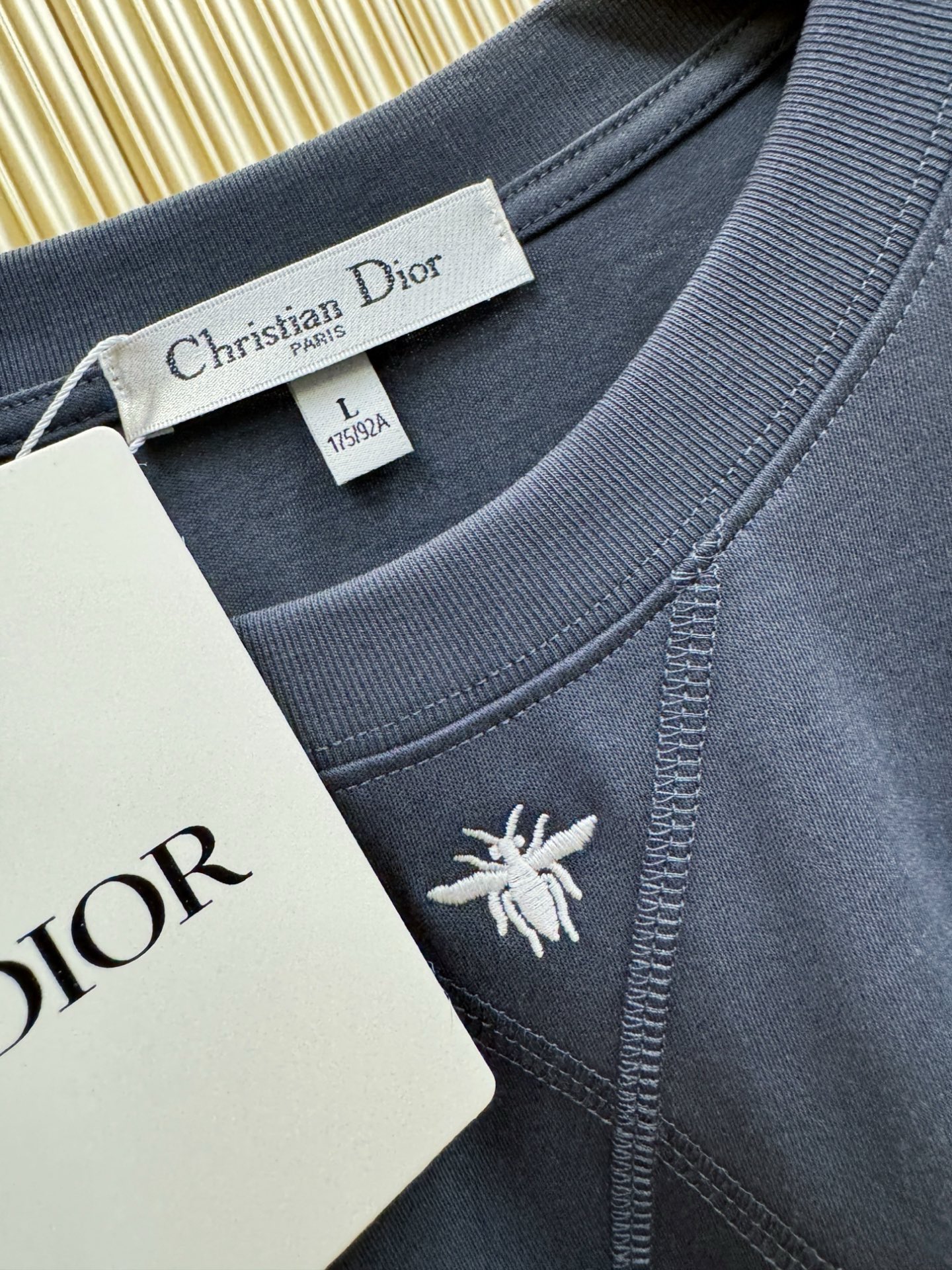 Dior迪奥 顶级品质 2026款新品短袖！精选顶级原版面料，手感柔软。顶级进口私货，时尚设计潮流短袖，