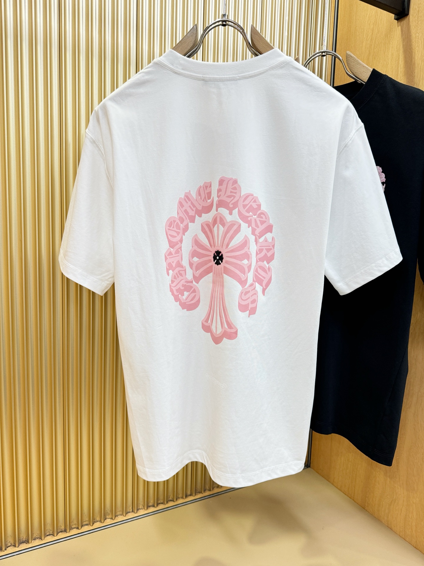 CHROME HEARTS 克罗心  2026新款短袖T恤！男女同款！走秀图案时尚休闲短袖T恤衫！设计l