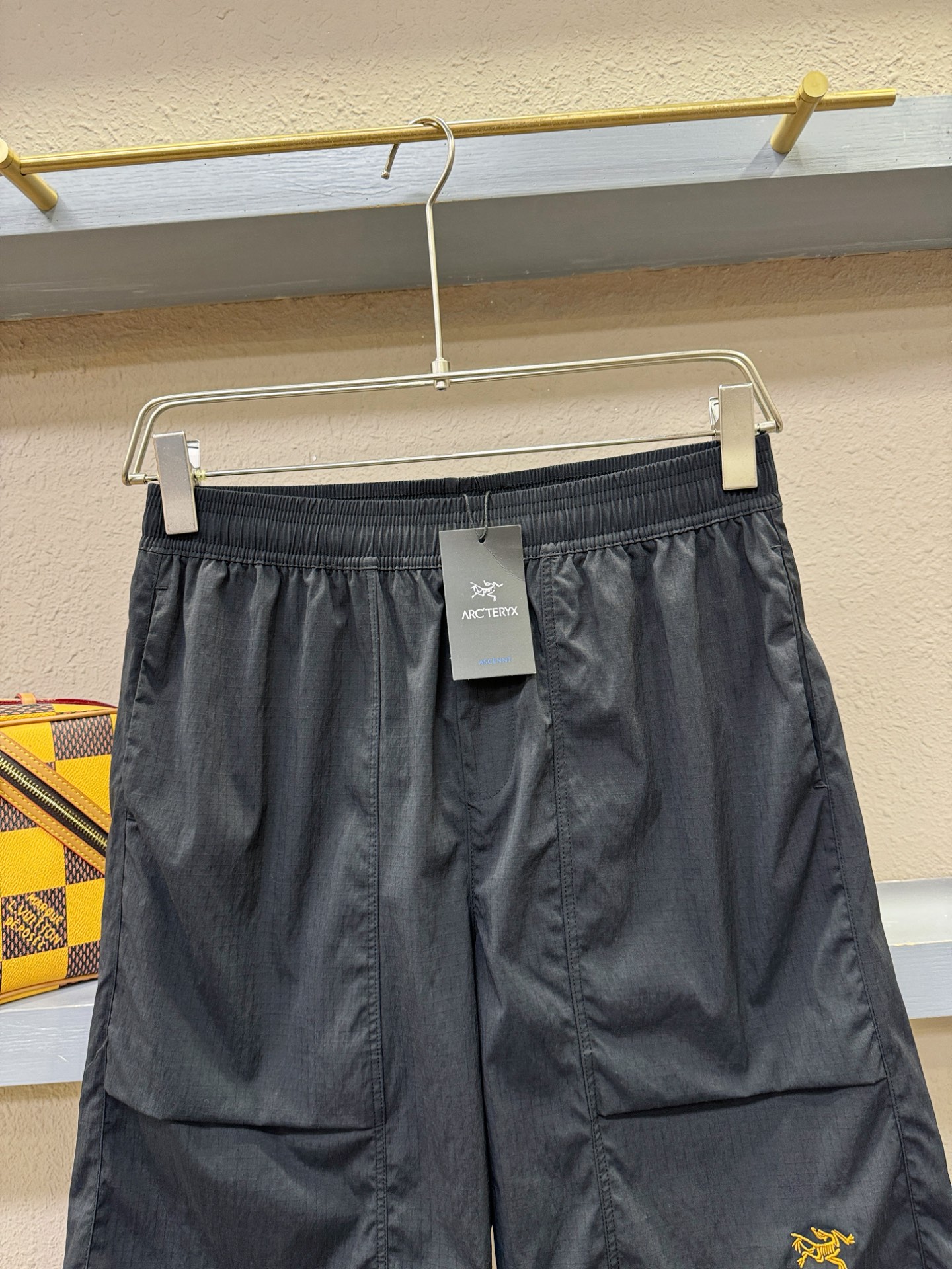 ARC‘TERYX/始祖鸟 爆款短裤2026ss新款男士休闲短裤，高端版本！专柜定制面料 透气舒适度高，