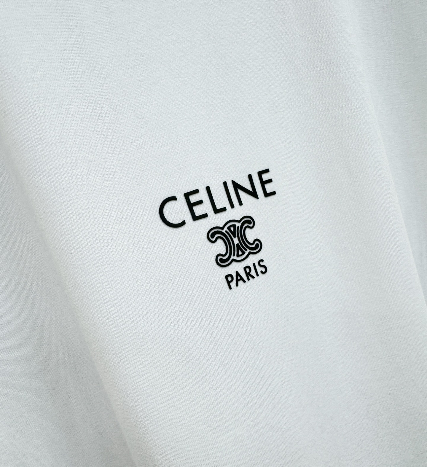 CELINE赛琳 2026新款短袖T恤！男女同款！走秀图案时尚休闲短袖T恤衫！设计logo设计！极具设计