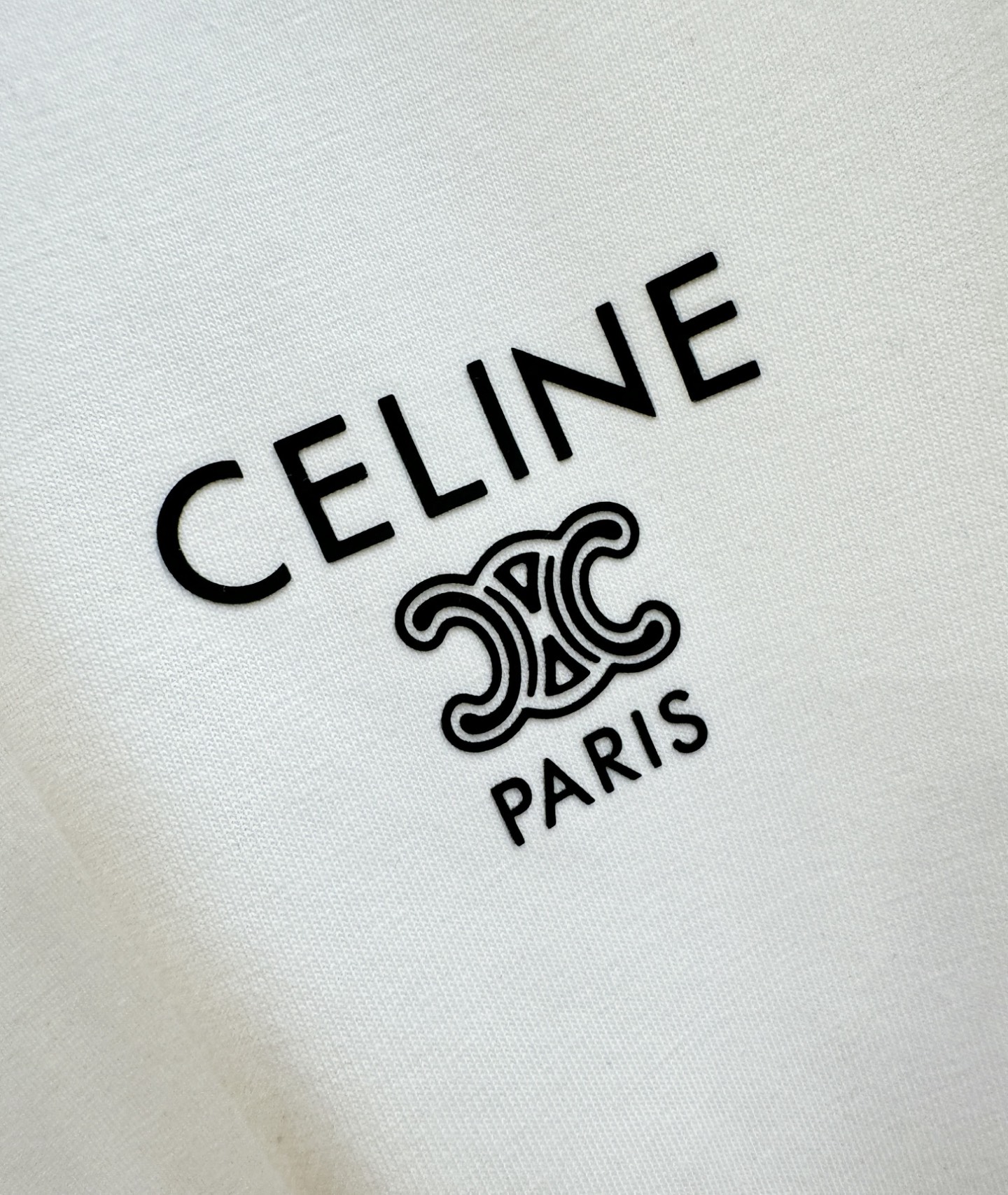 CELINE赛琳 2026新款短袖T恤！男女同款！走秀图案时尚休闲短袖T恤衫！设计logo设计！极具设计