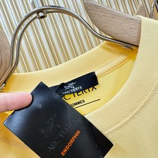 ARC‘TERYX/始祖鸟 2026新款短袖T恤!男女同款!走秀图案时尚休闲短袖T恤衫!设计logo设计 ARC‘TERYX/始祖鸟 2026新款短袖T恤!男女同款!走秀图案时尚休闲短袖T恤衫!设计logo设计