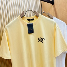 ARC‘TERYX/始祖鸟 2026新款短袖T恤!男女同款!走秀图案时尚休闲短袖T恤衫!设计logo设计 ARC‘TERYX/始祖鸟 2026新款短袖T恤!男女同款!走秀图案时尚休闲短袖T恤衫!设计logo设计