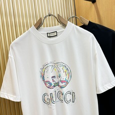 (最大可穿200斤) Gucci古奇 2026新款短袖T恤!男女同款!走秀图案时尚休闲短袖T恤衫!设计l (最大可穿200斤) Gucci古奇 2026新款短袖T恤!男女同款!走秀图案时尚休闲短袖T恤衫!设计l