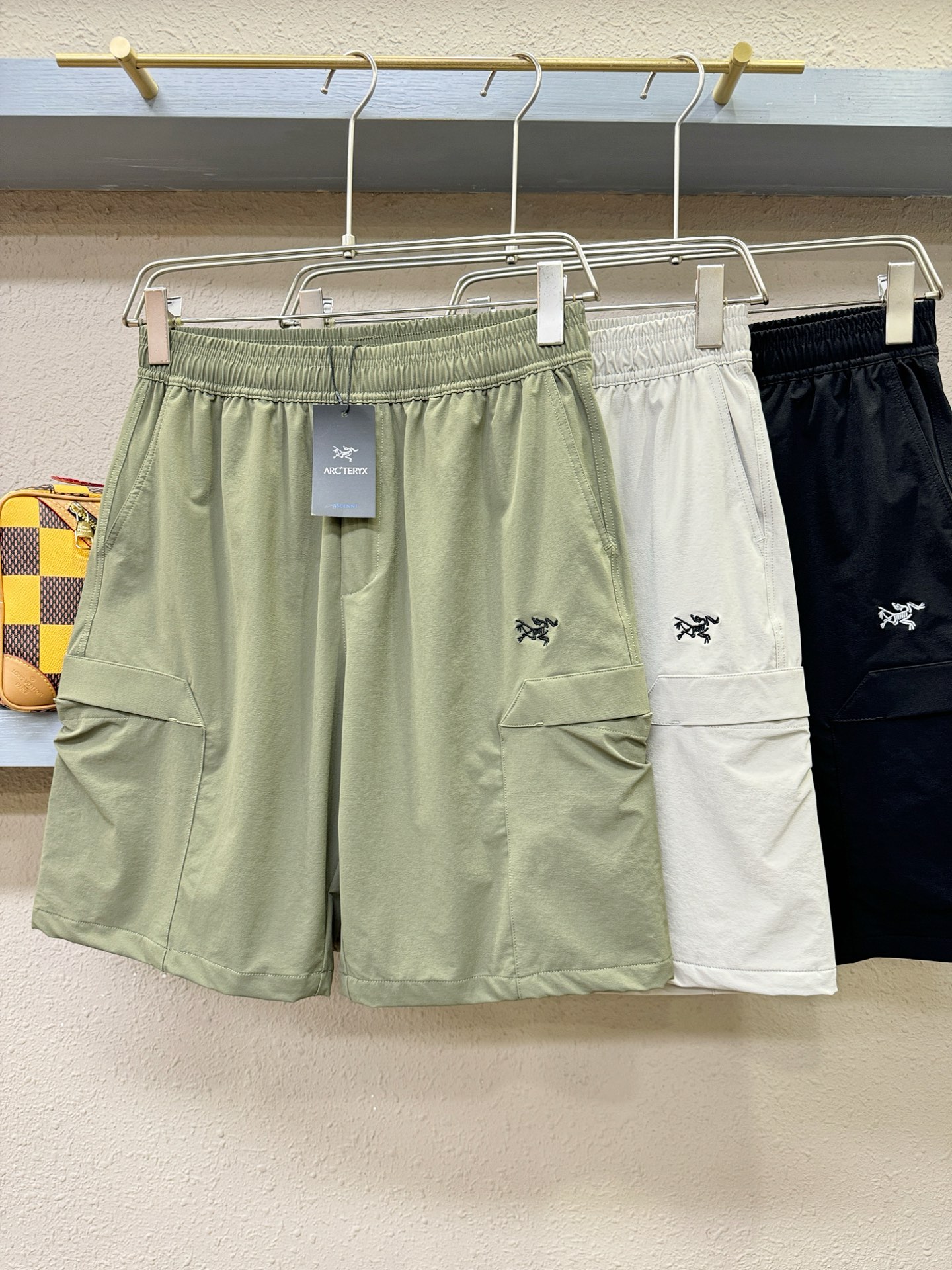 ARC‘TERYX/始祖鸟 爆款短裤2026ss新款男士休闲短裤，高端版本！专柜定制面料 透气舒适度高，