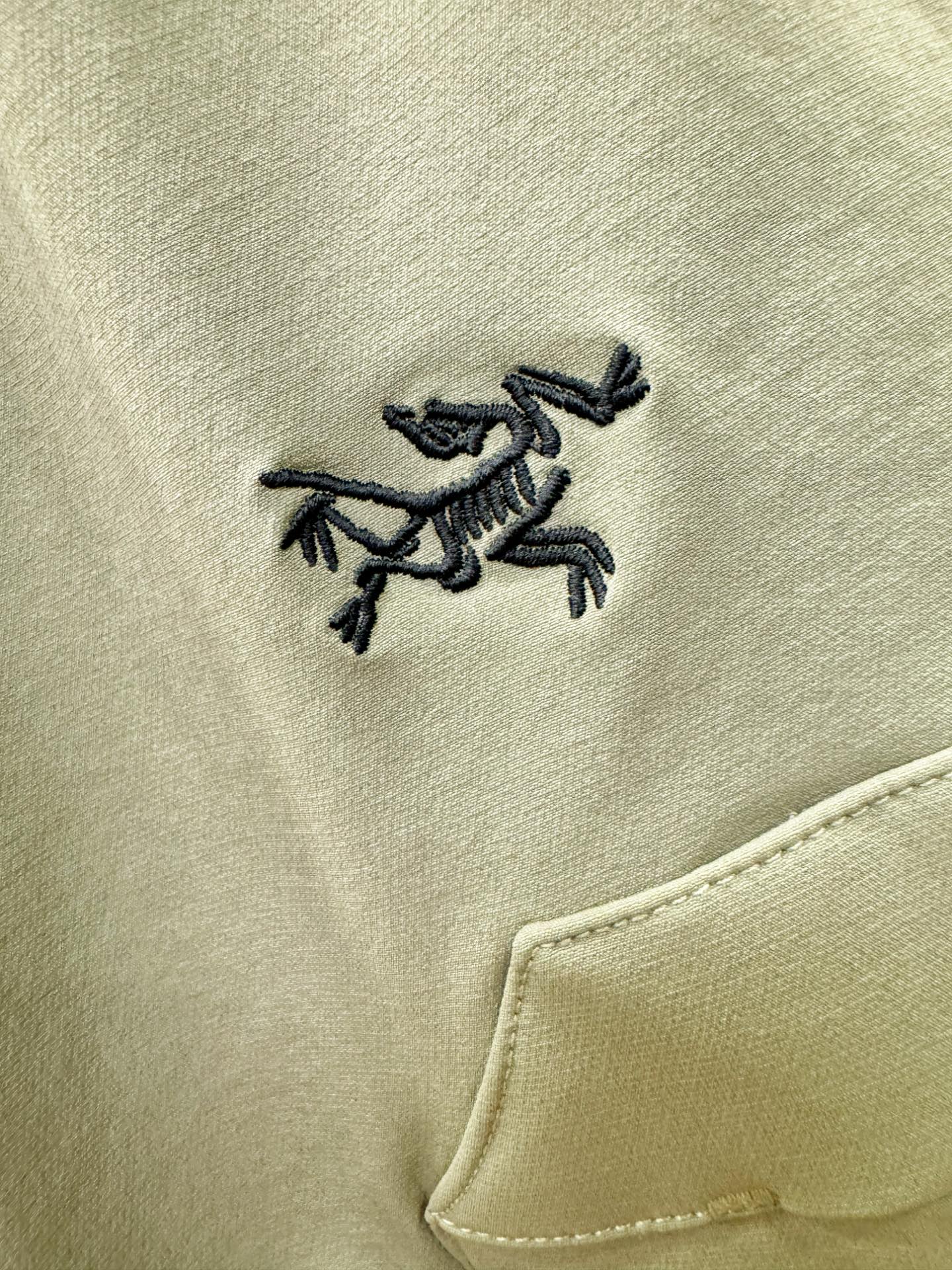 ARC‘TERYX/始祖鸟 爆款短裤2026ss新款男士休闲短裤，高端版本！专柜定制面料 透气舒适度高，