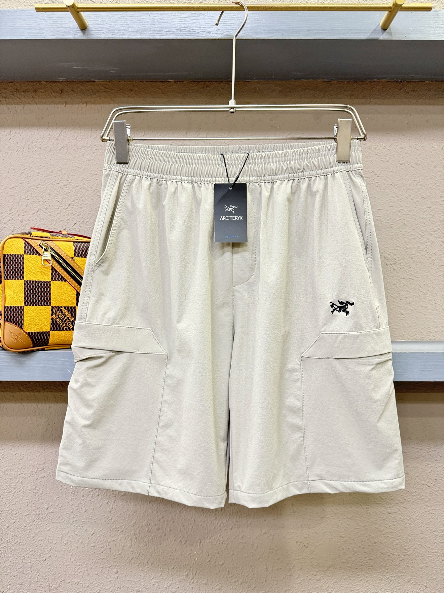 ARC‘TERYX/始祖鸟 爆款短裤2026ss新款男士休闲短裤，高端版本！专柜定制面料 透气舒适度高，