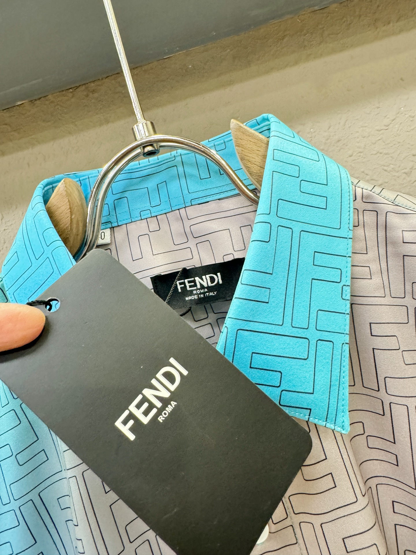 高定款(真丝面料升级 ) FENDI芬迪 最大可穿190斤，新款真丝衬衫，男女同款，定制真丝面料，不抽丝